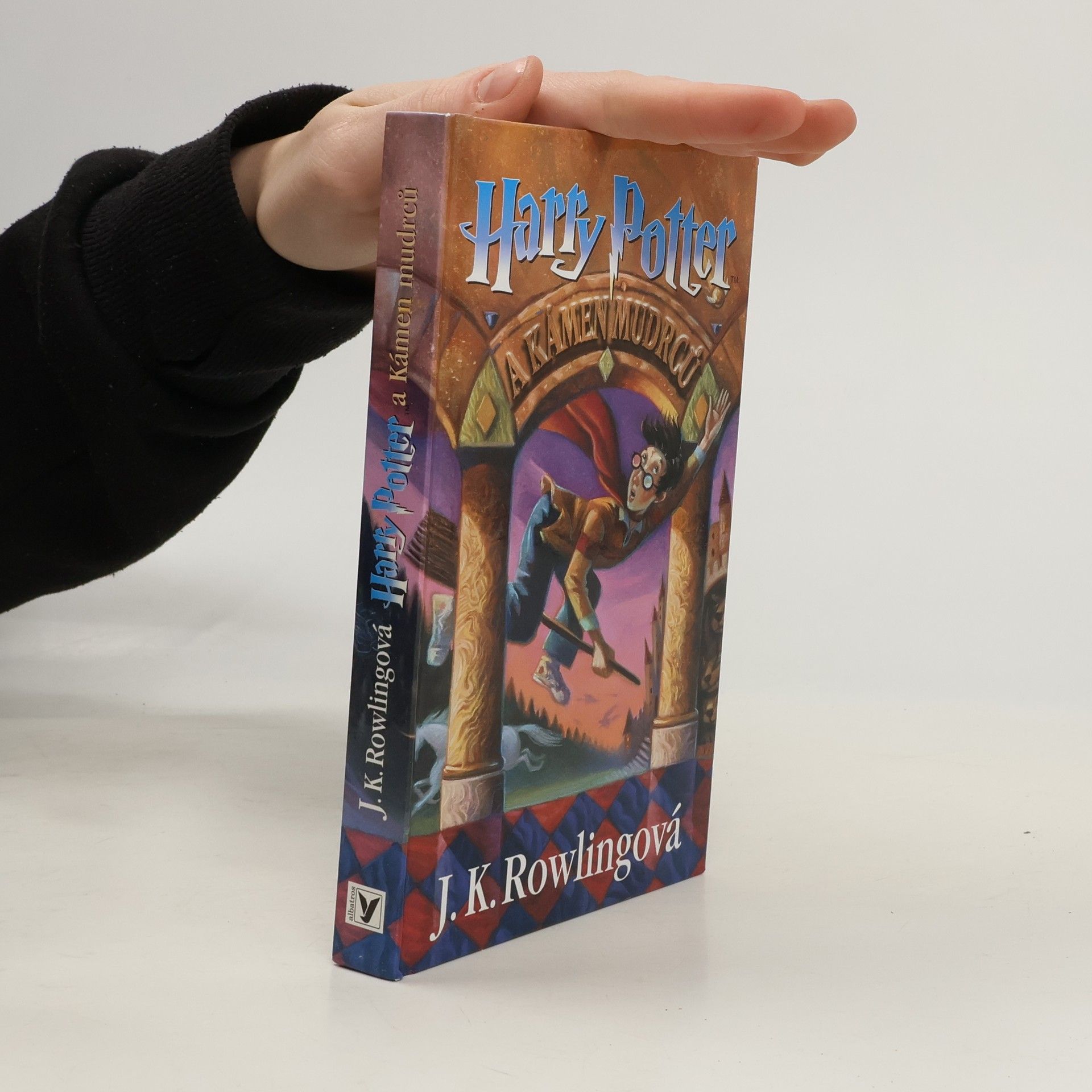 Joanne K. Rowlingová Harry Potter a kámen mudrců