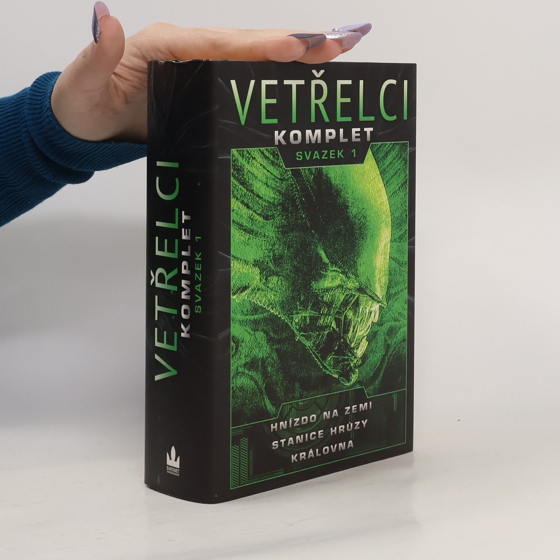 Steve Perry Vetřelci: komplet. (Svazek 1)