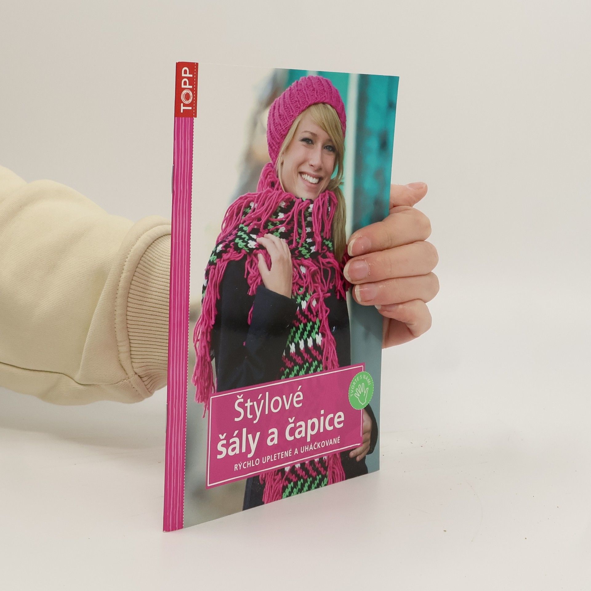 Tanja Steinbach Štýlové šály a čapice - rýchlo upletené a uháčkované