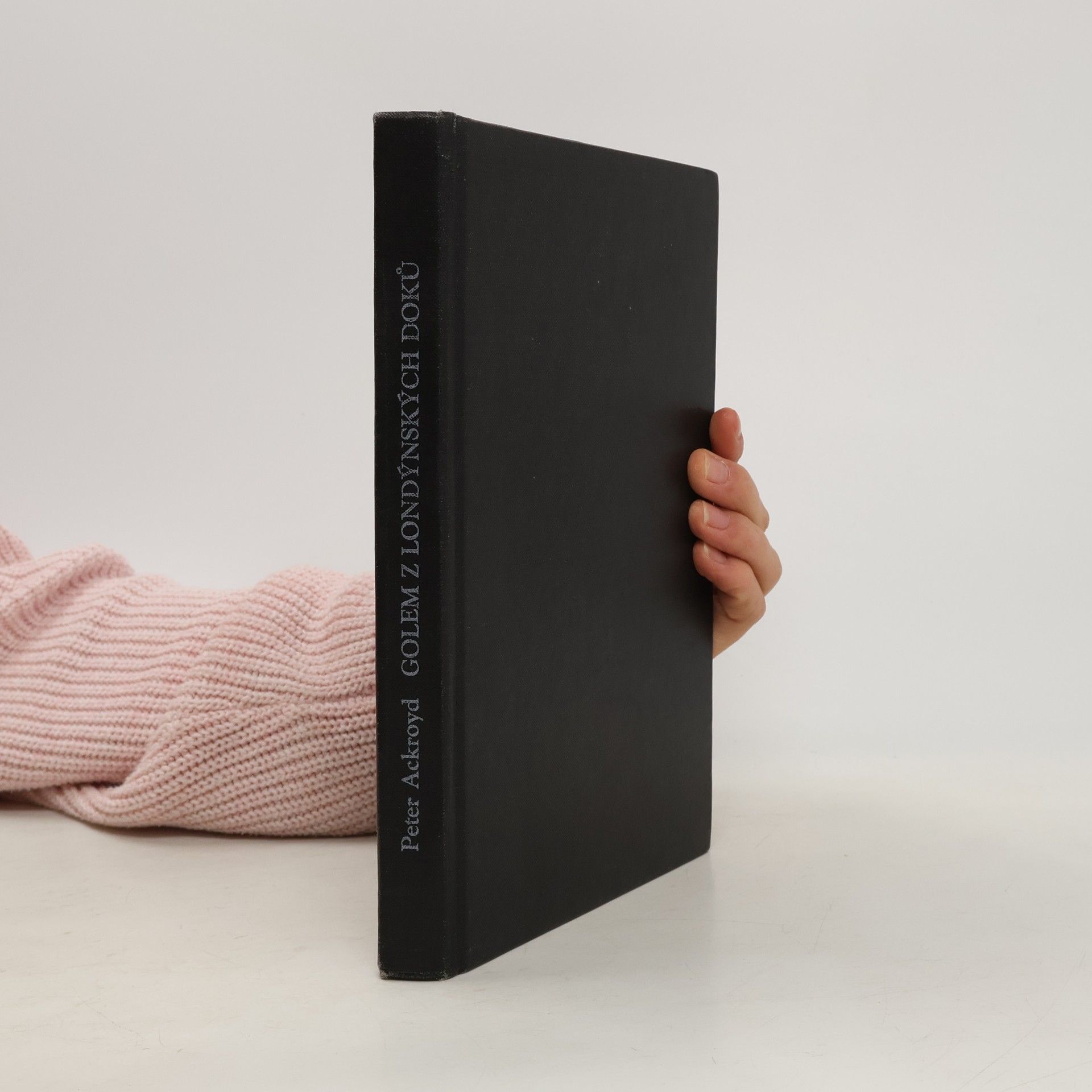 Golem z londýnských doků