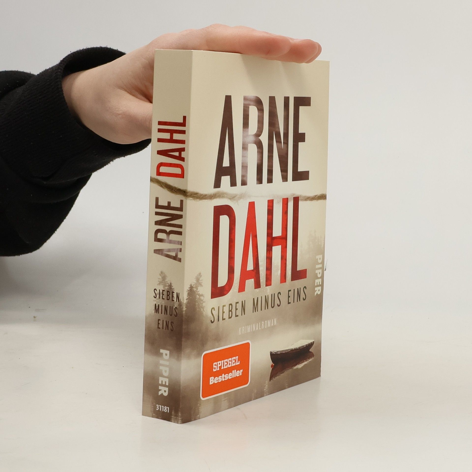 Jan Arnald Sieben minus eins