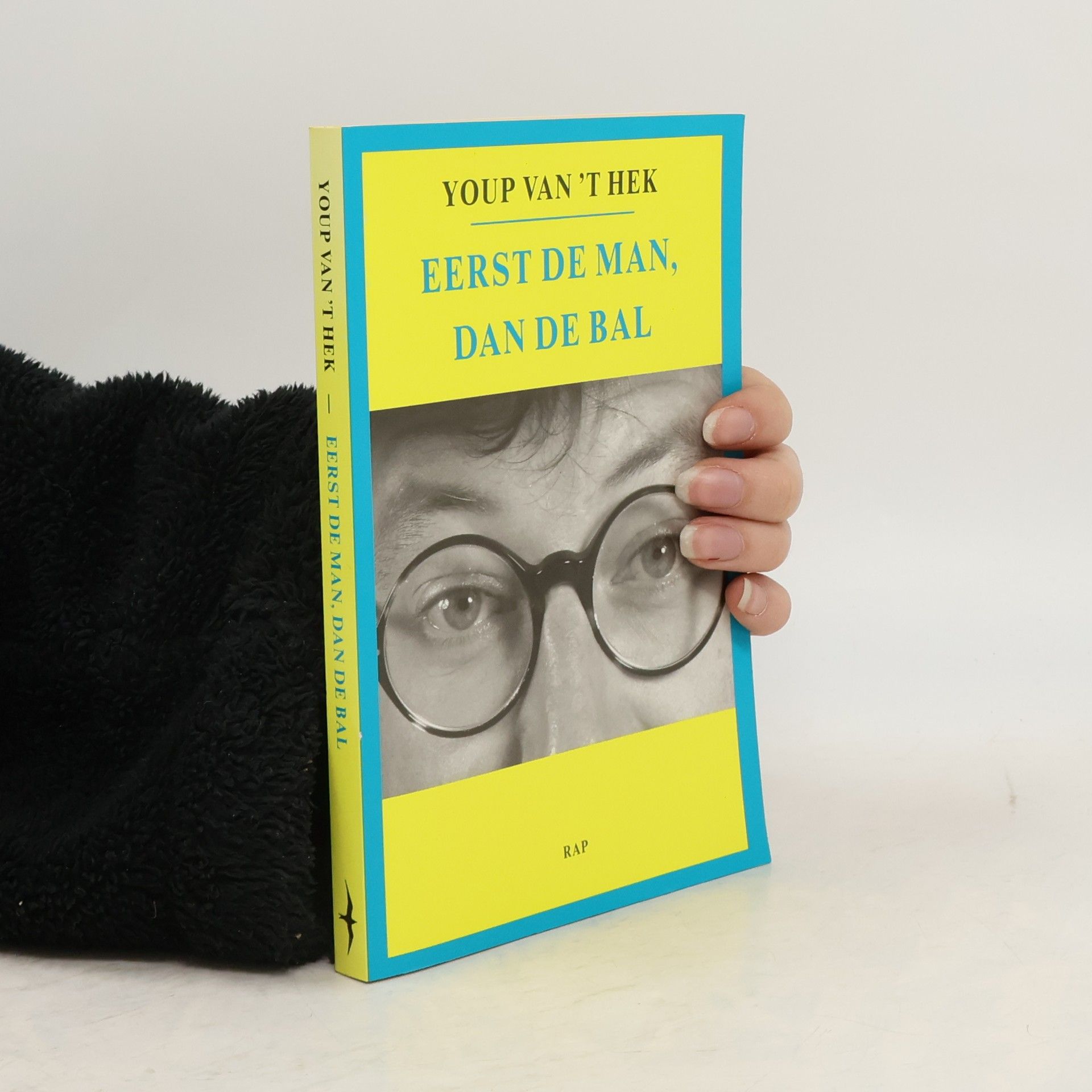 Youp van 't Hek Eerst de man, dan de bal