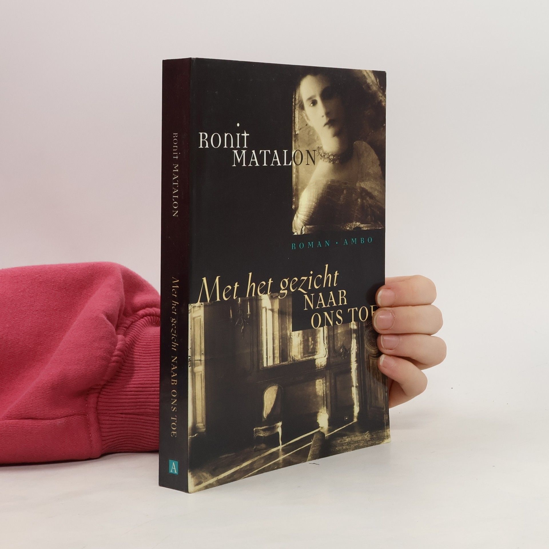 Met het gezicht naar ons toe