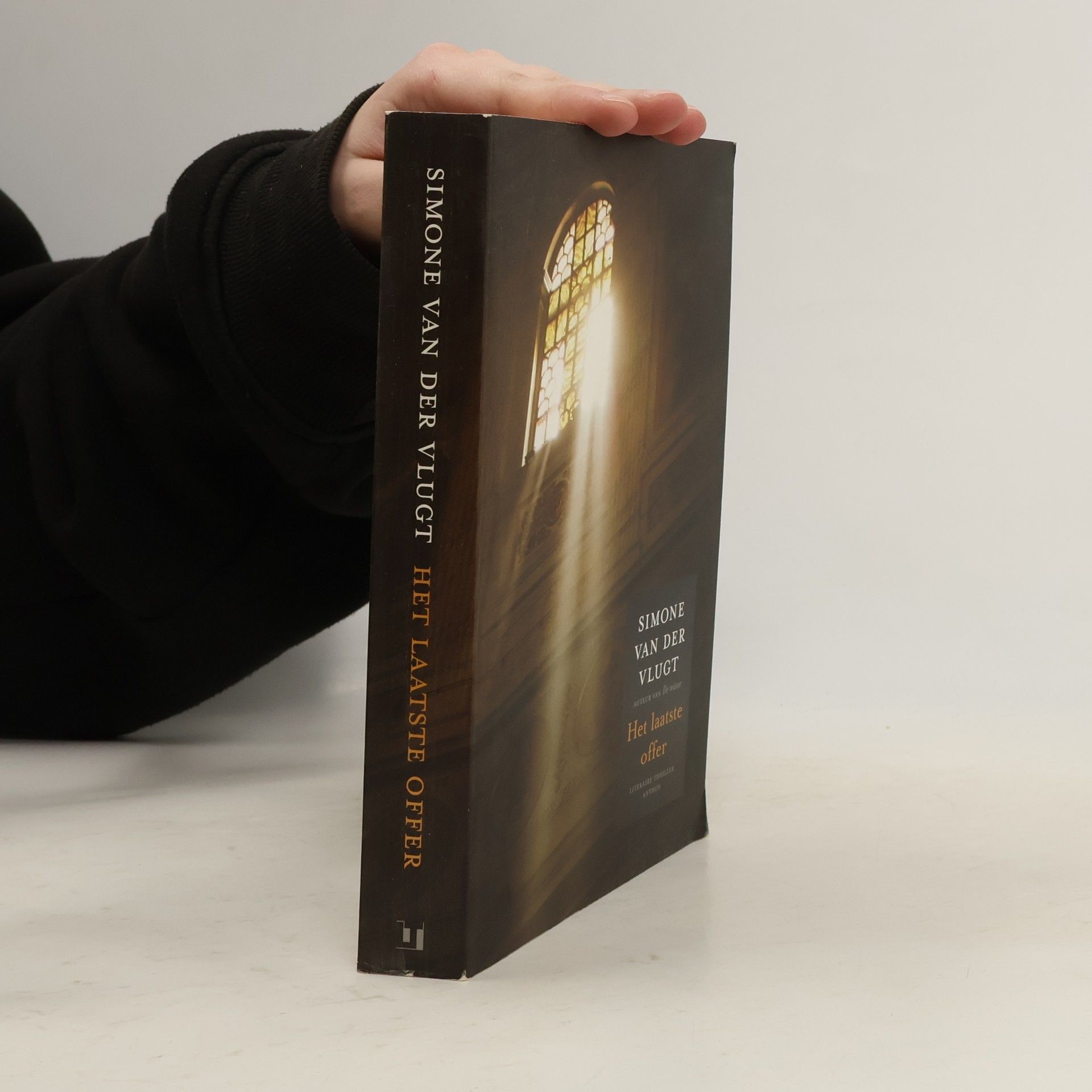Simone van der Vlugt Het laatste offer