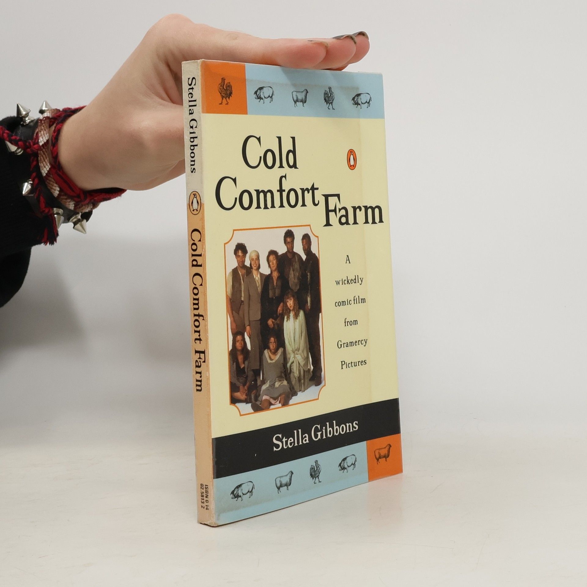 Stella Gibbons Cold Comfort Farm