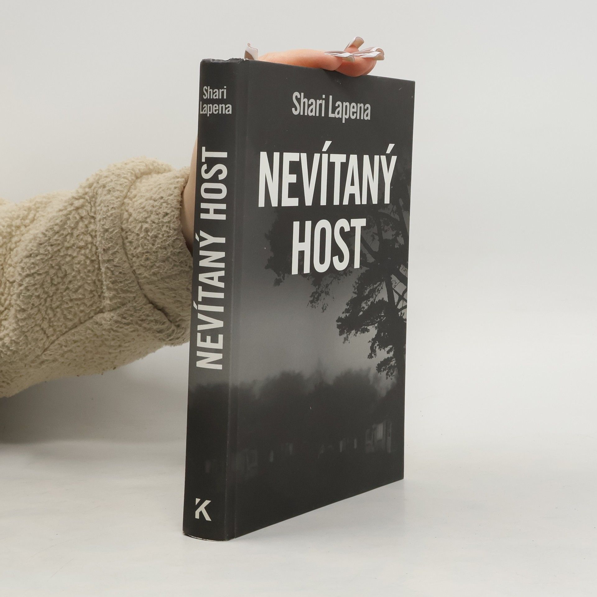 Shari Lapena Nevítaný host