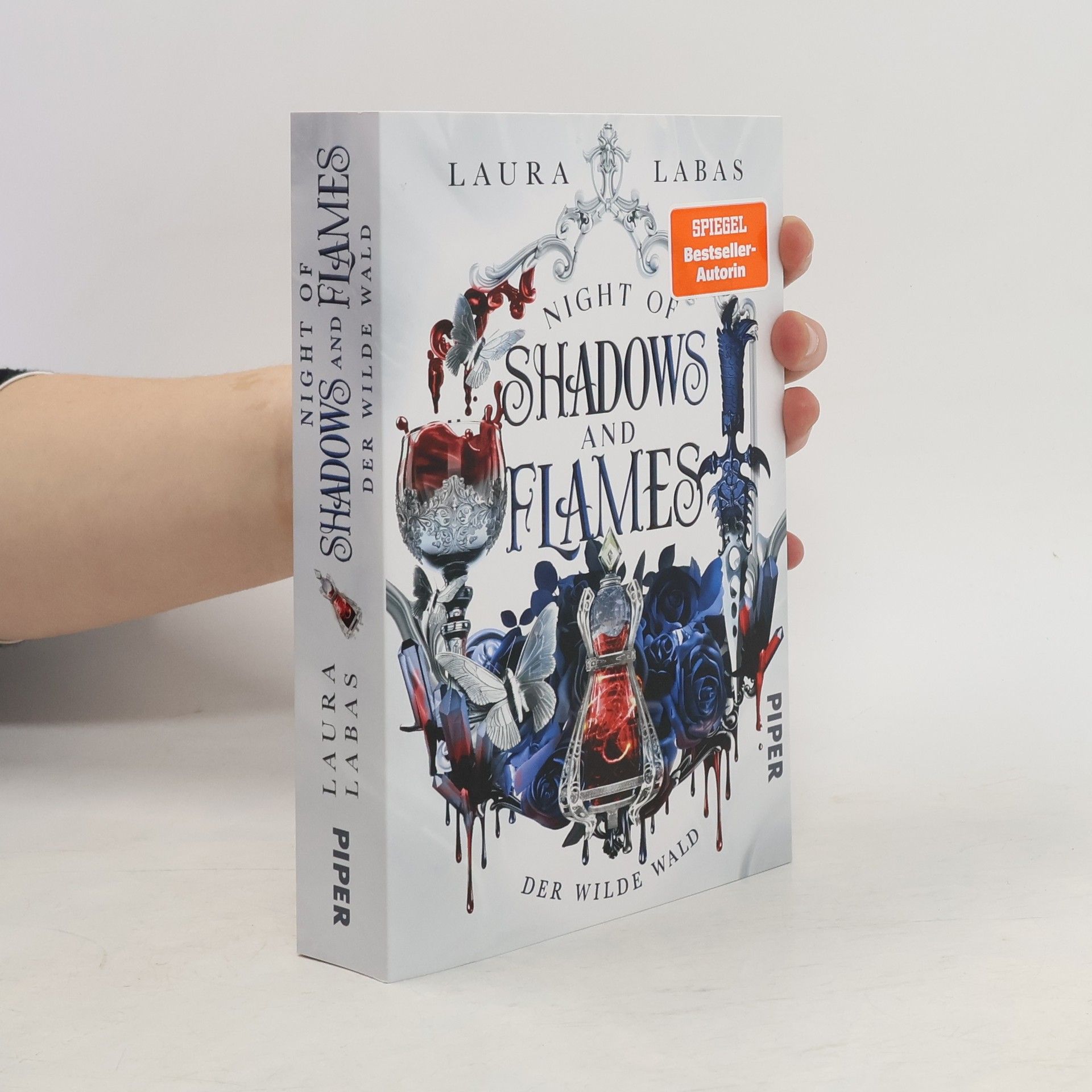 Laura Labas Night of Shadows and Flames. Der wilde Wald