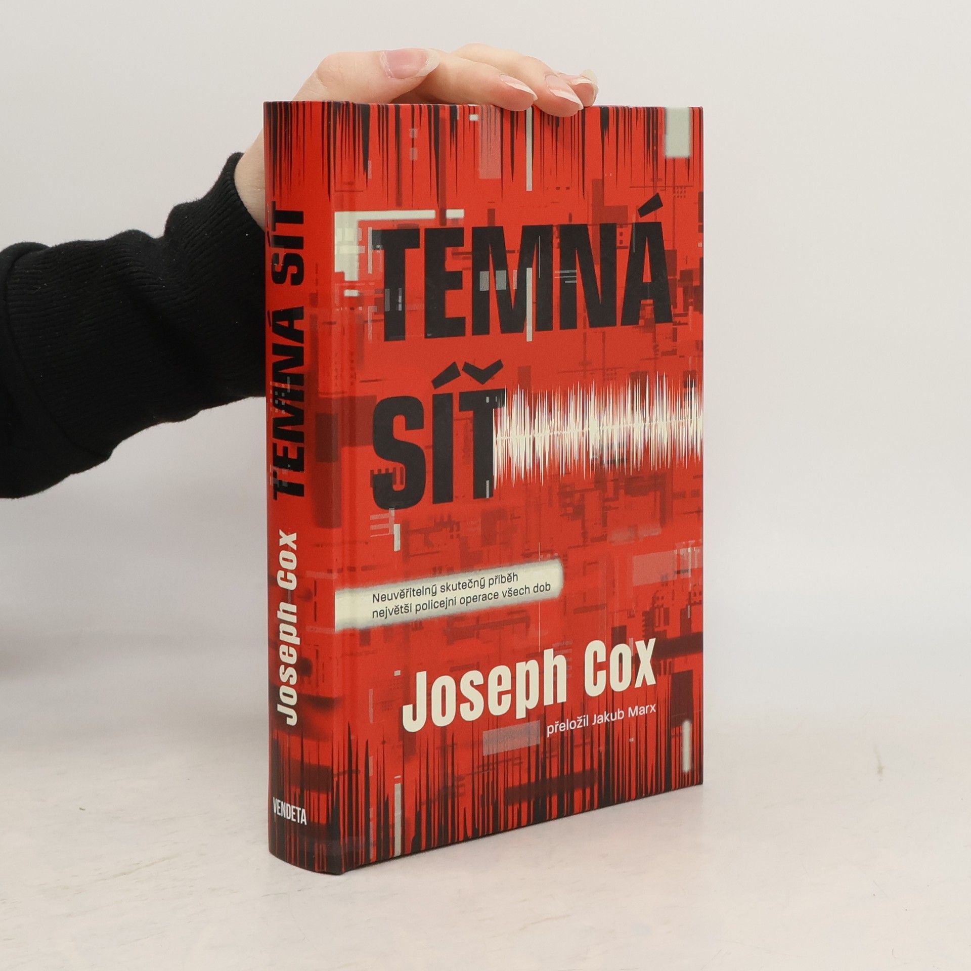 Joseph Cox Temná síť