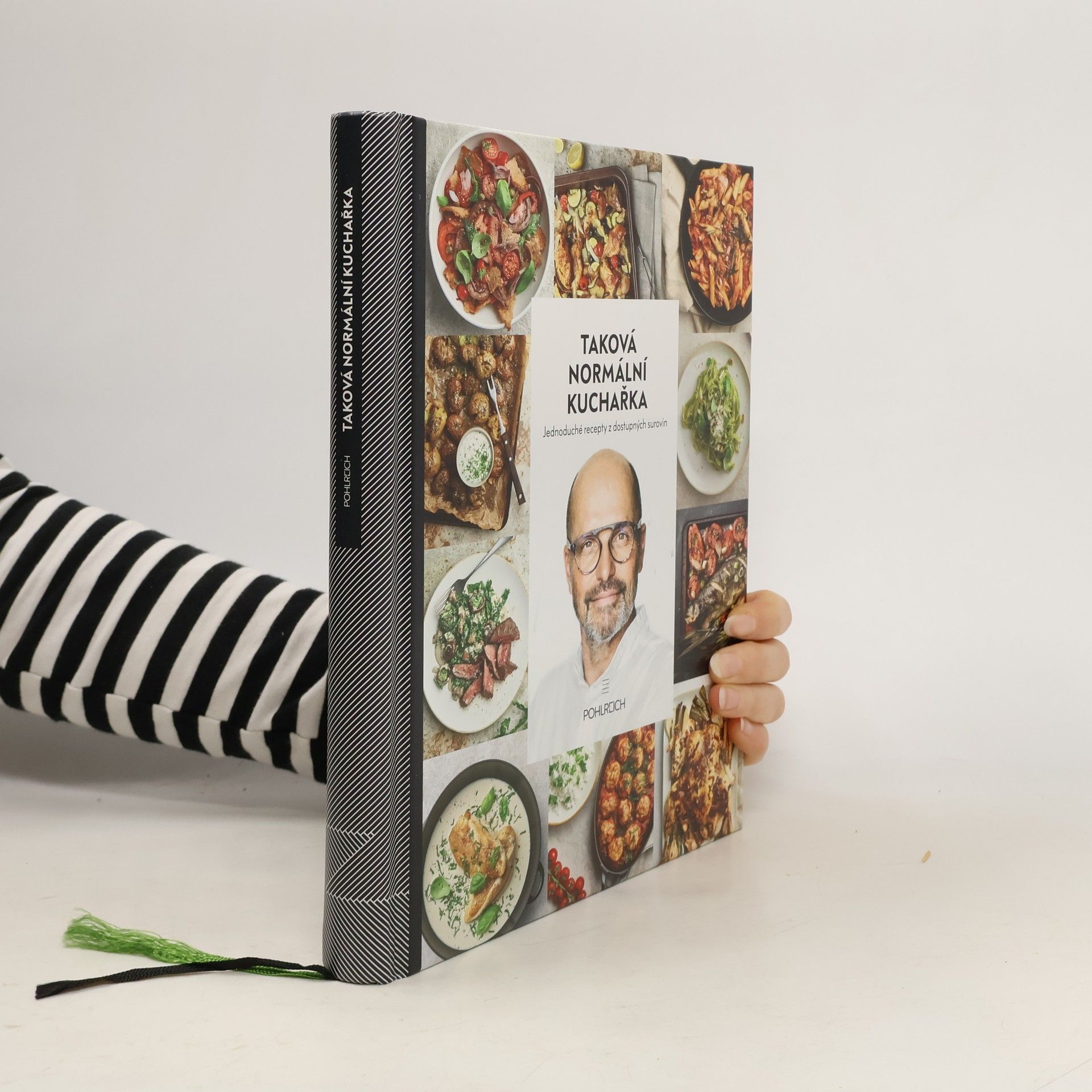 Taková normální kuchařka: Jednoduché recepty z dostupných surovin
