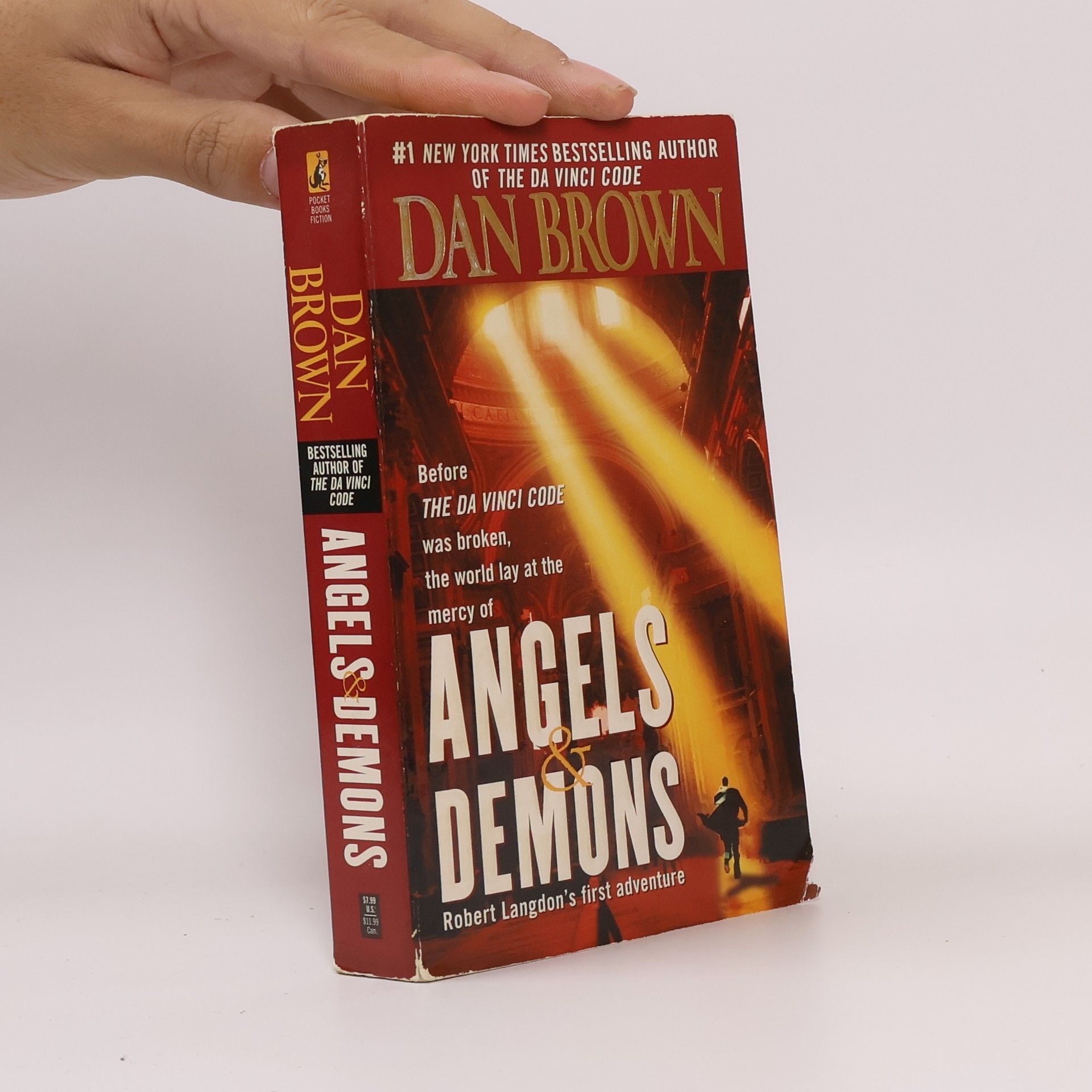 Dan Brown Angels & Demons