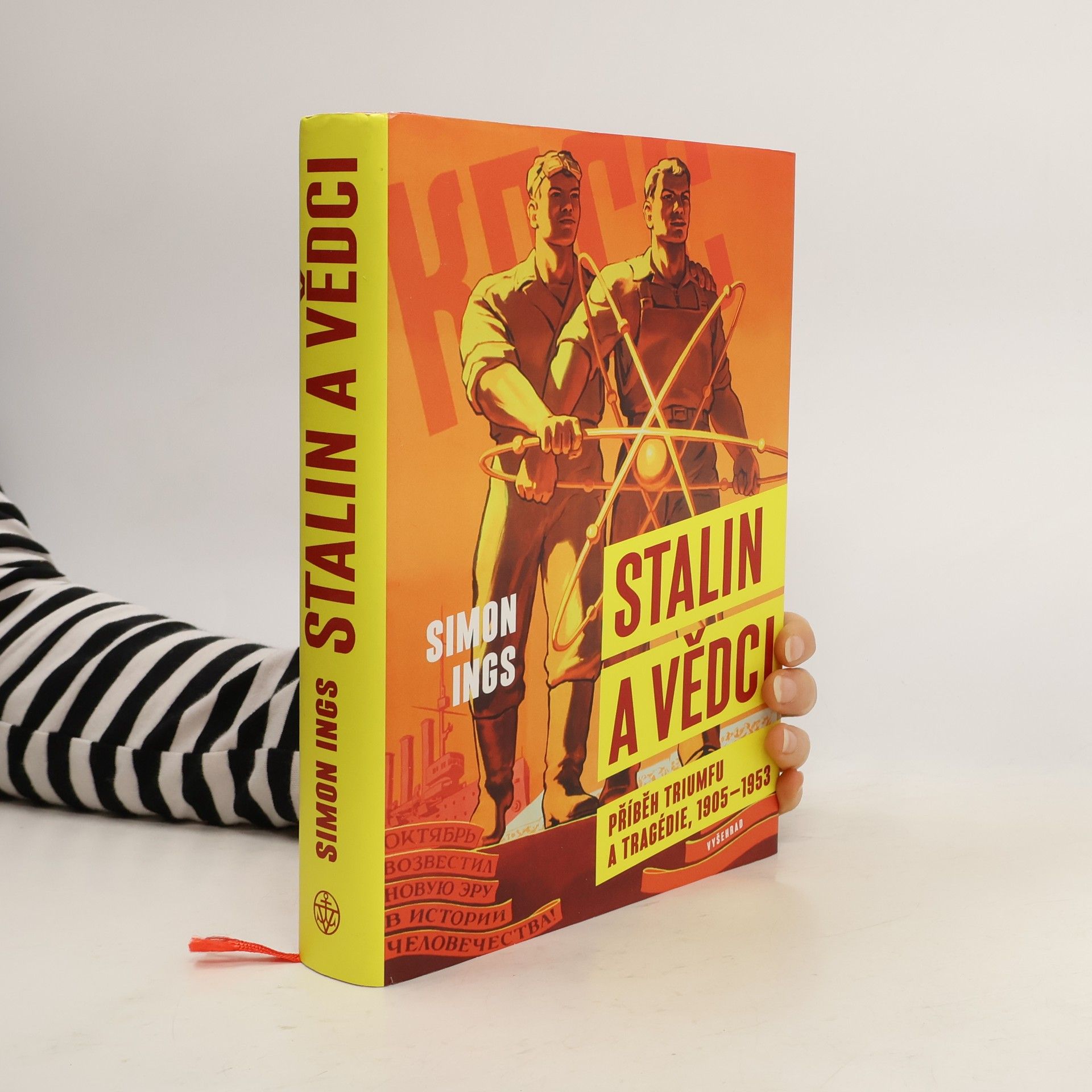 Simon Ings Stalin a vědci