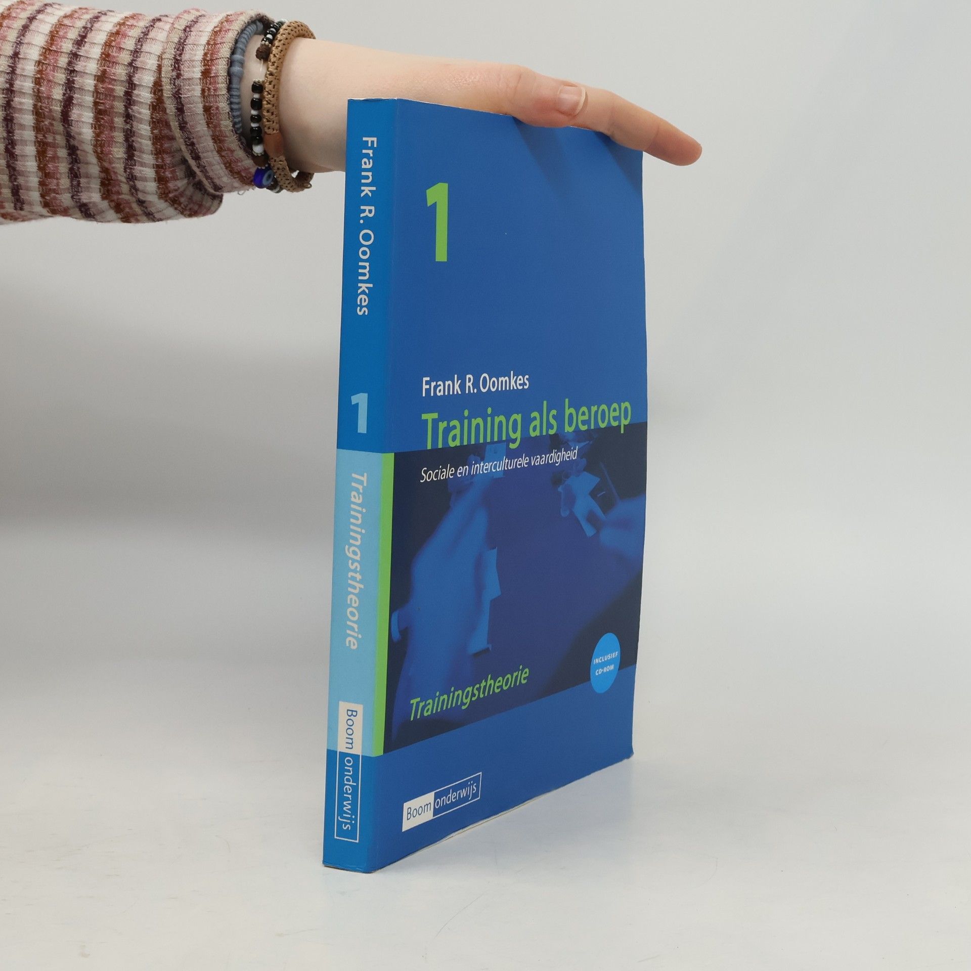 Frank R. Oomkes Trainingstheorie - 1: Training als beroep
