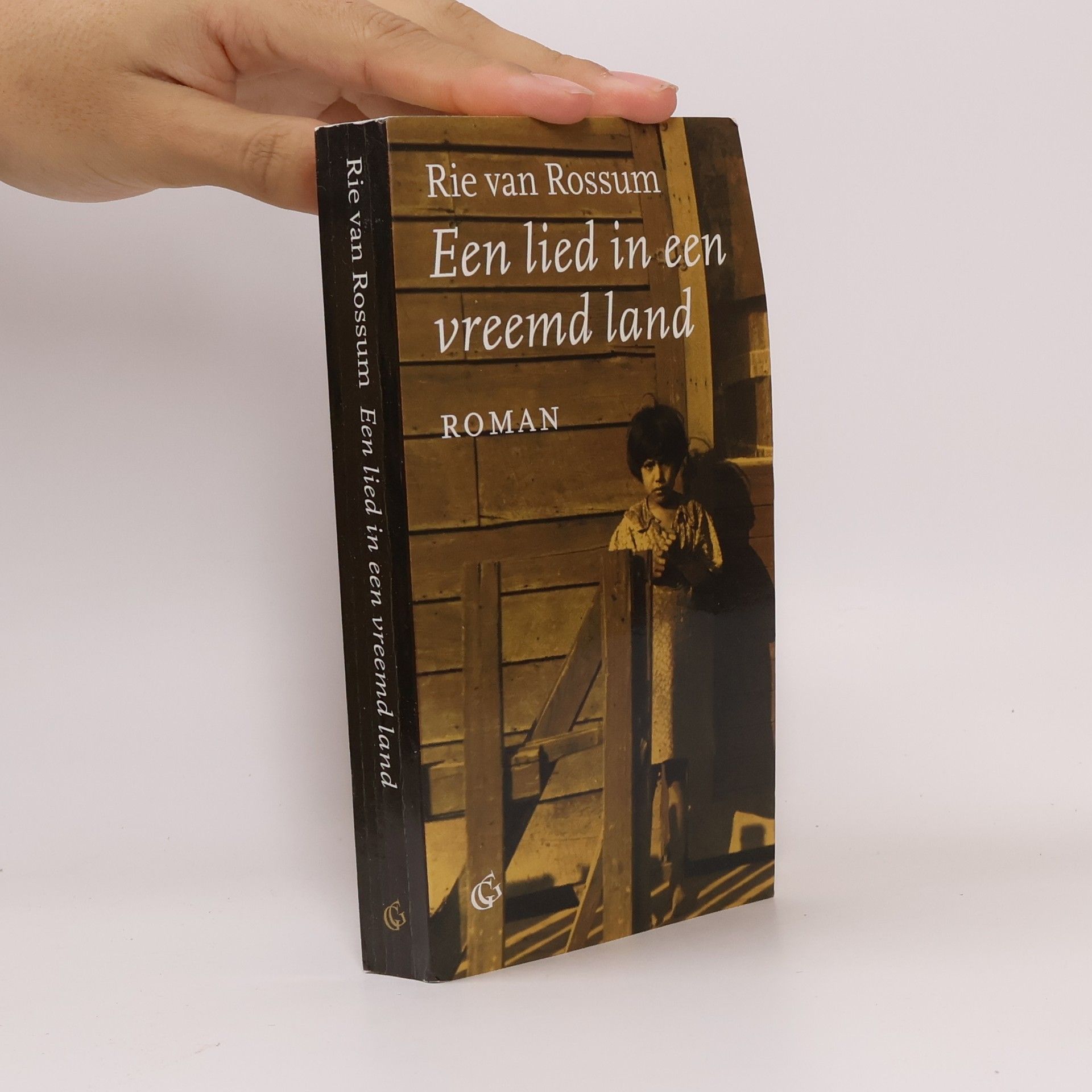 Rie van Rossum Een lied in een vreemd land