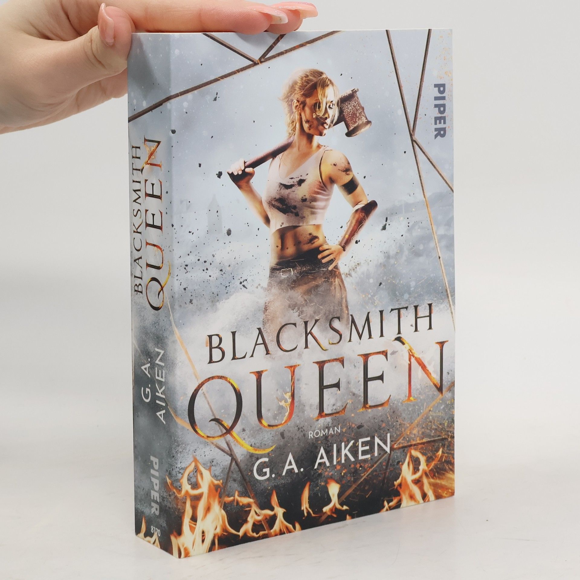 Shelly Laurenston Blacksmith Queen