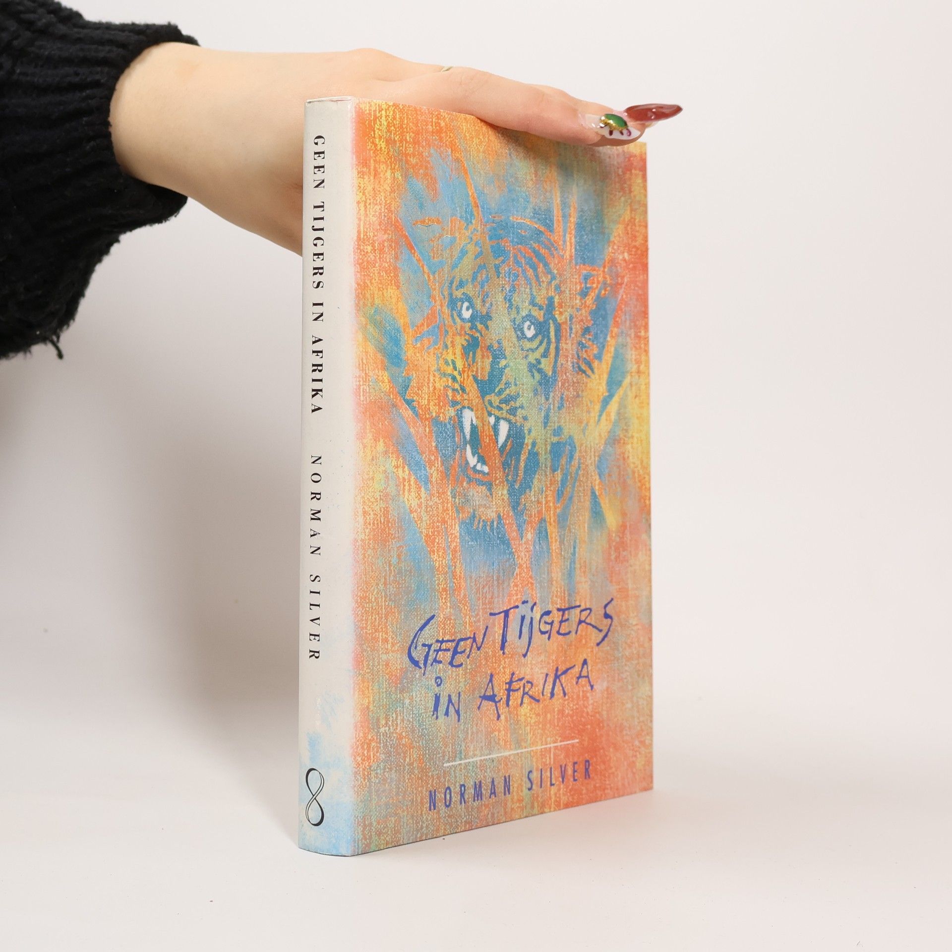 Tuttifrutti-chocoladeijs met nootjes