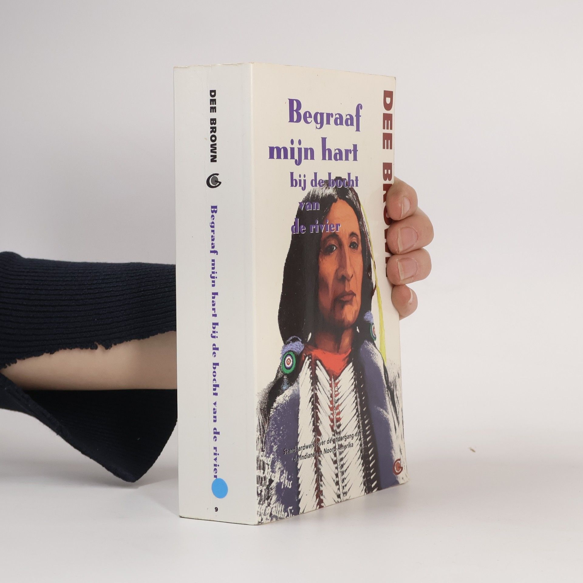 Globe pockets - 9: Begraaf mijn hart bij de bocht van de rivier