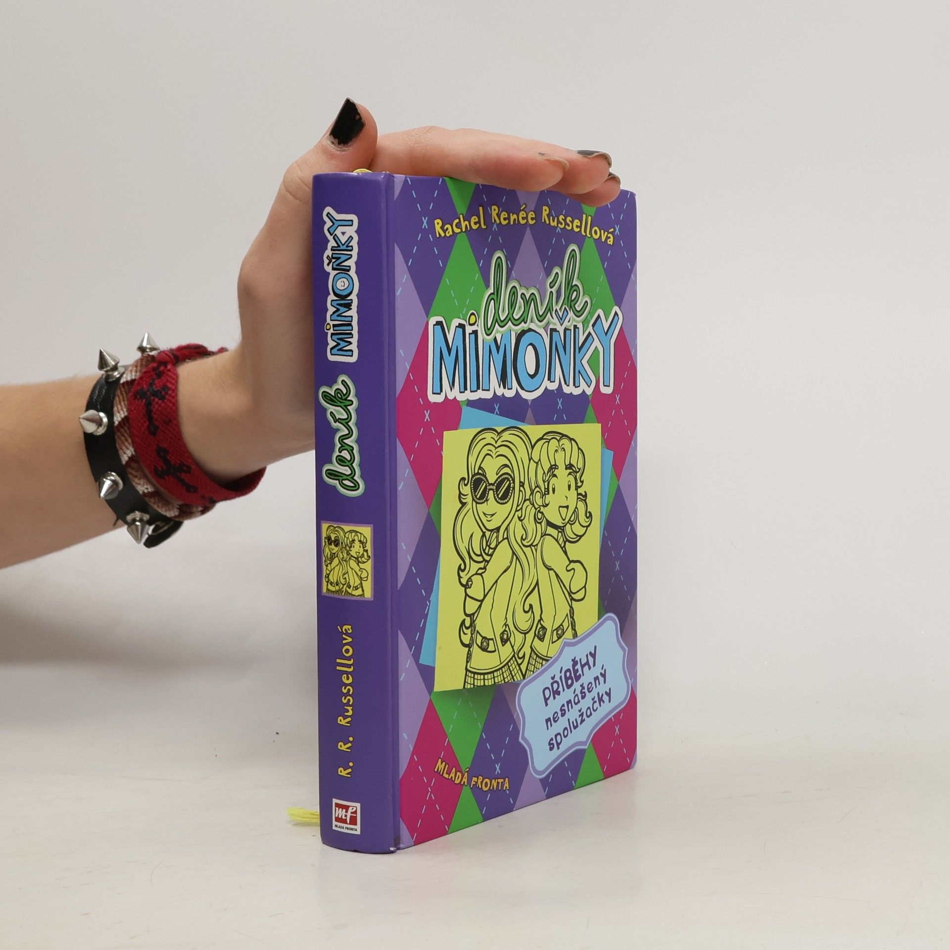 Rachel Renee Russell Deník mimoňky 11. Příběhy nesnášený spolužačky