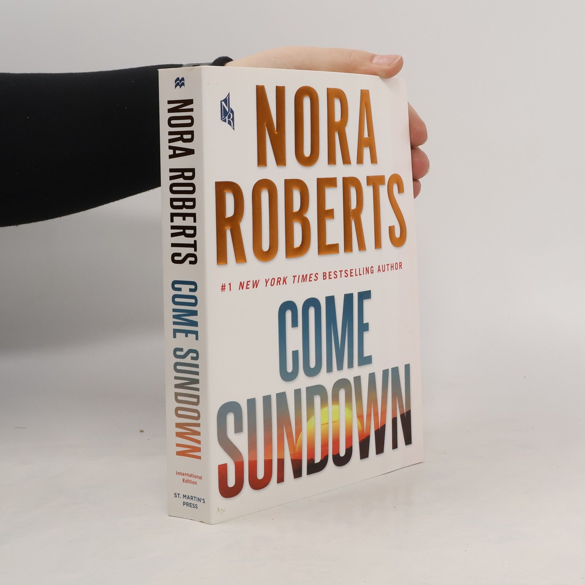 Nora Roberts Come Sundown