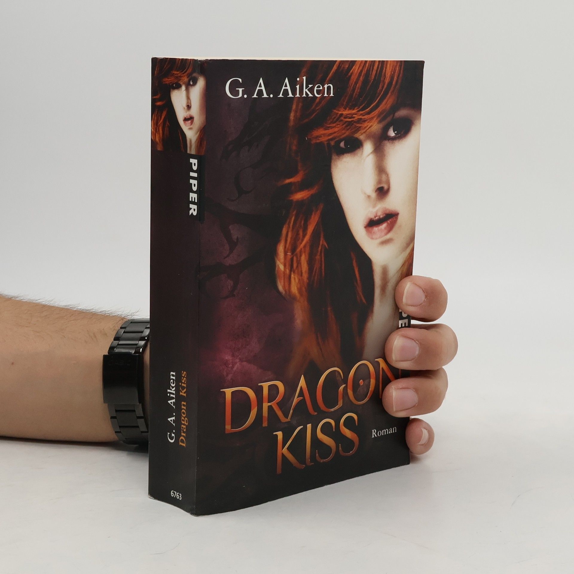 Shelly Laurenston Dragon kiss