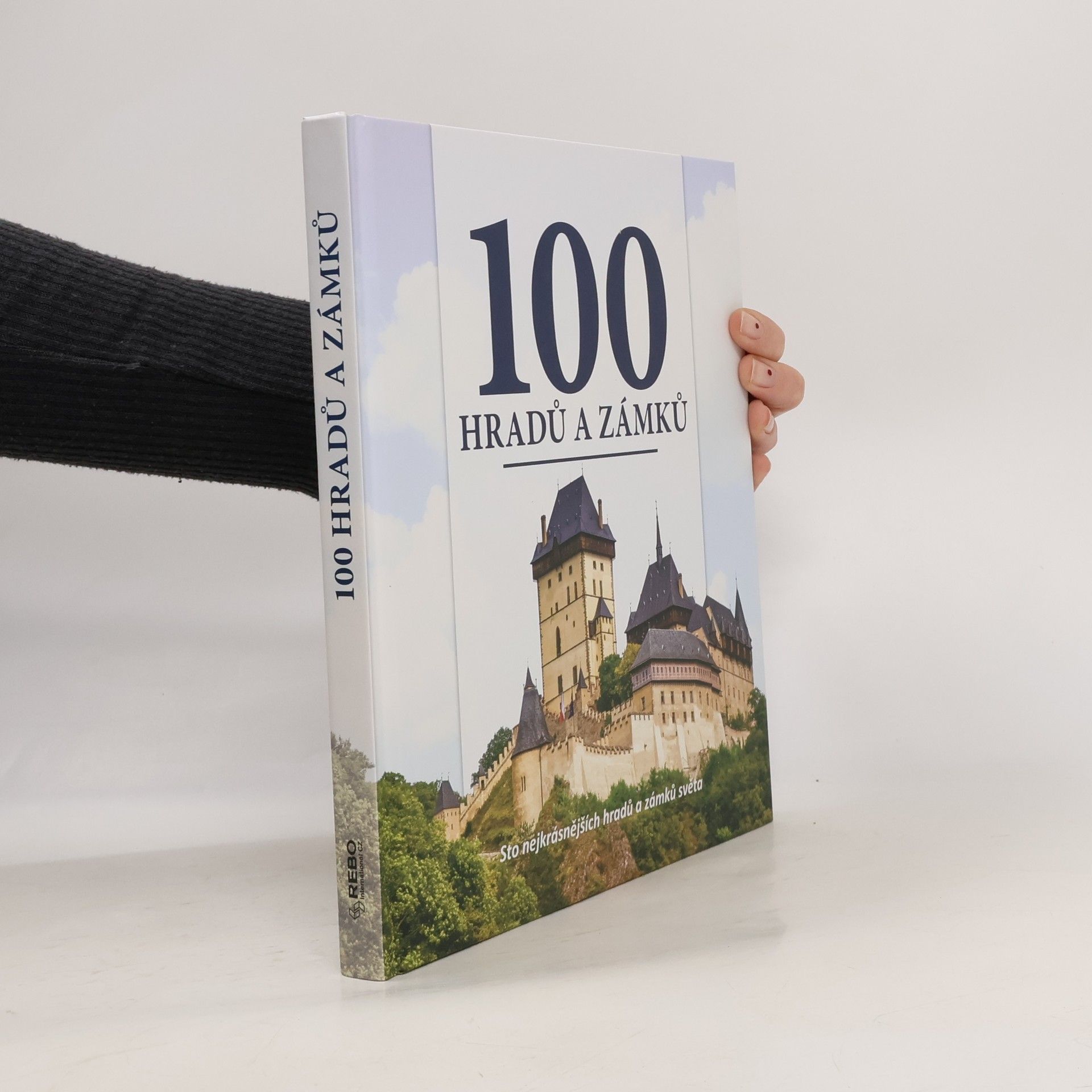 Kolektív autorov 100 hradů a zámků