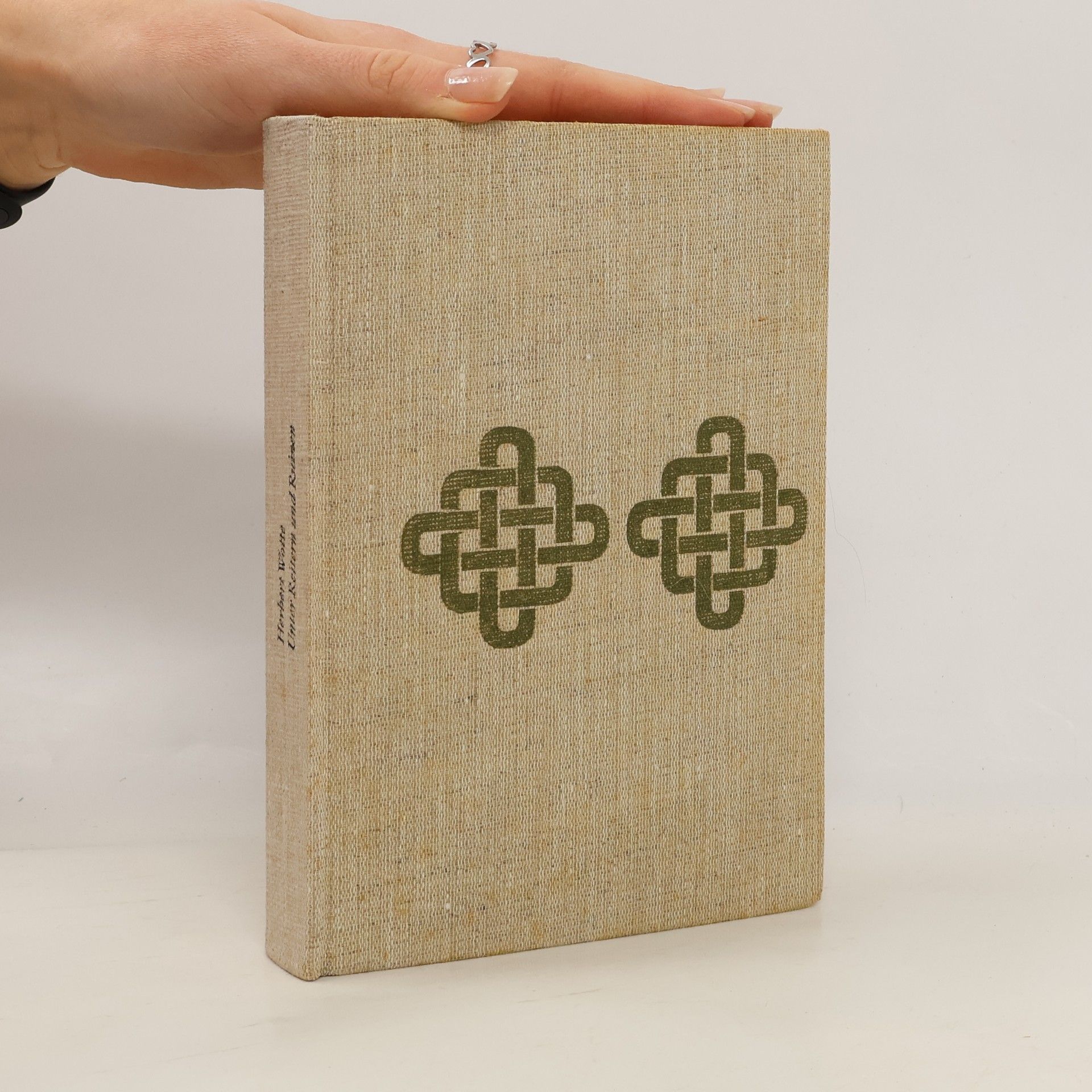 Unter Reitern und Ruinen