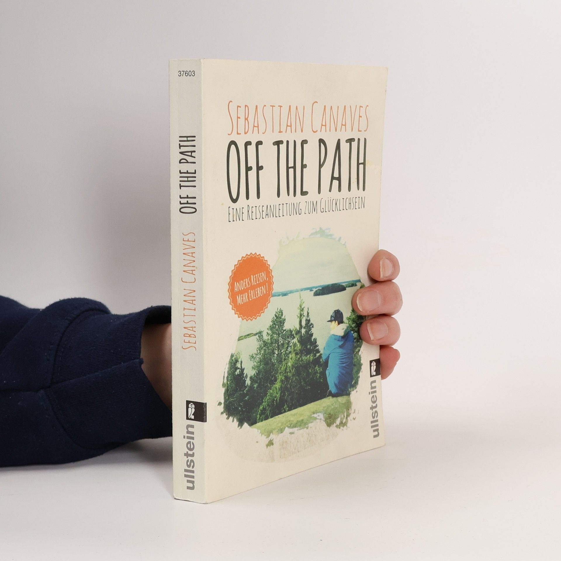 Sebastian Canaves Off the path