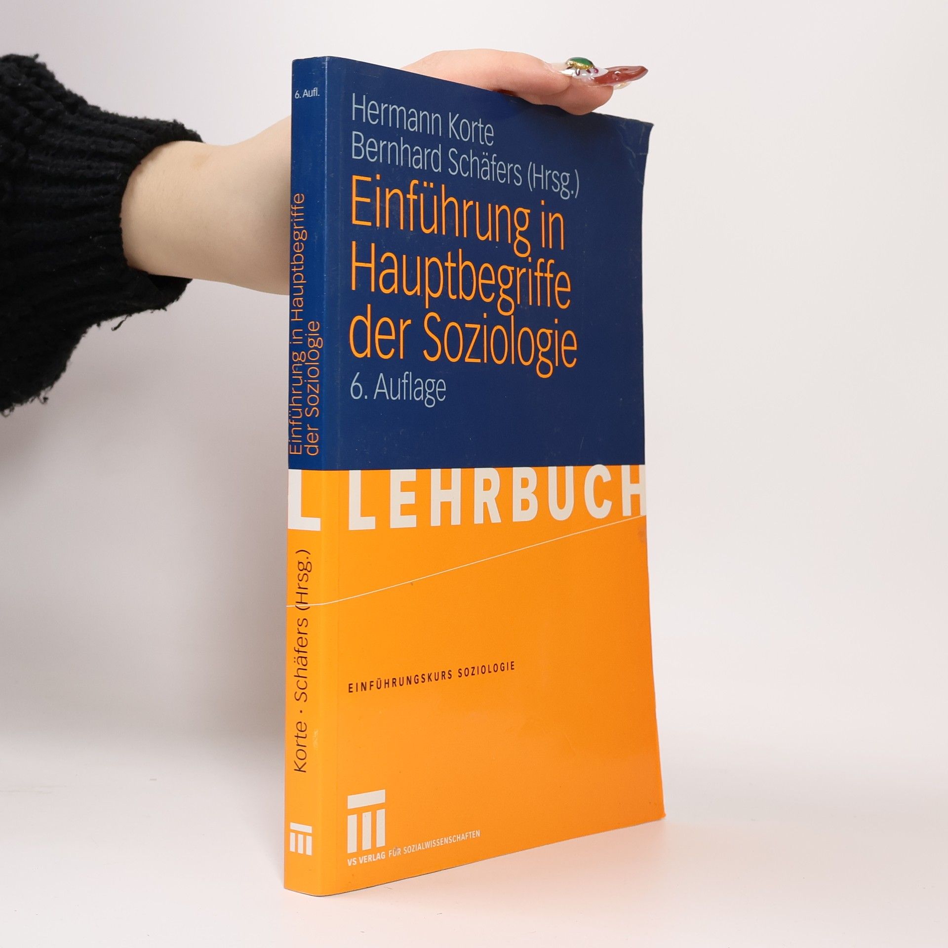 Autores varios Einführung in Hauptbegriffe der Soziologie