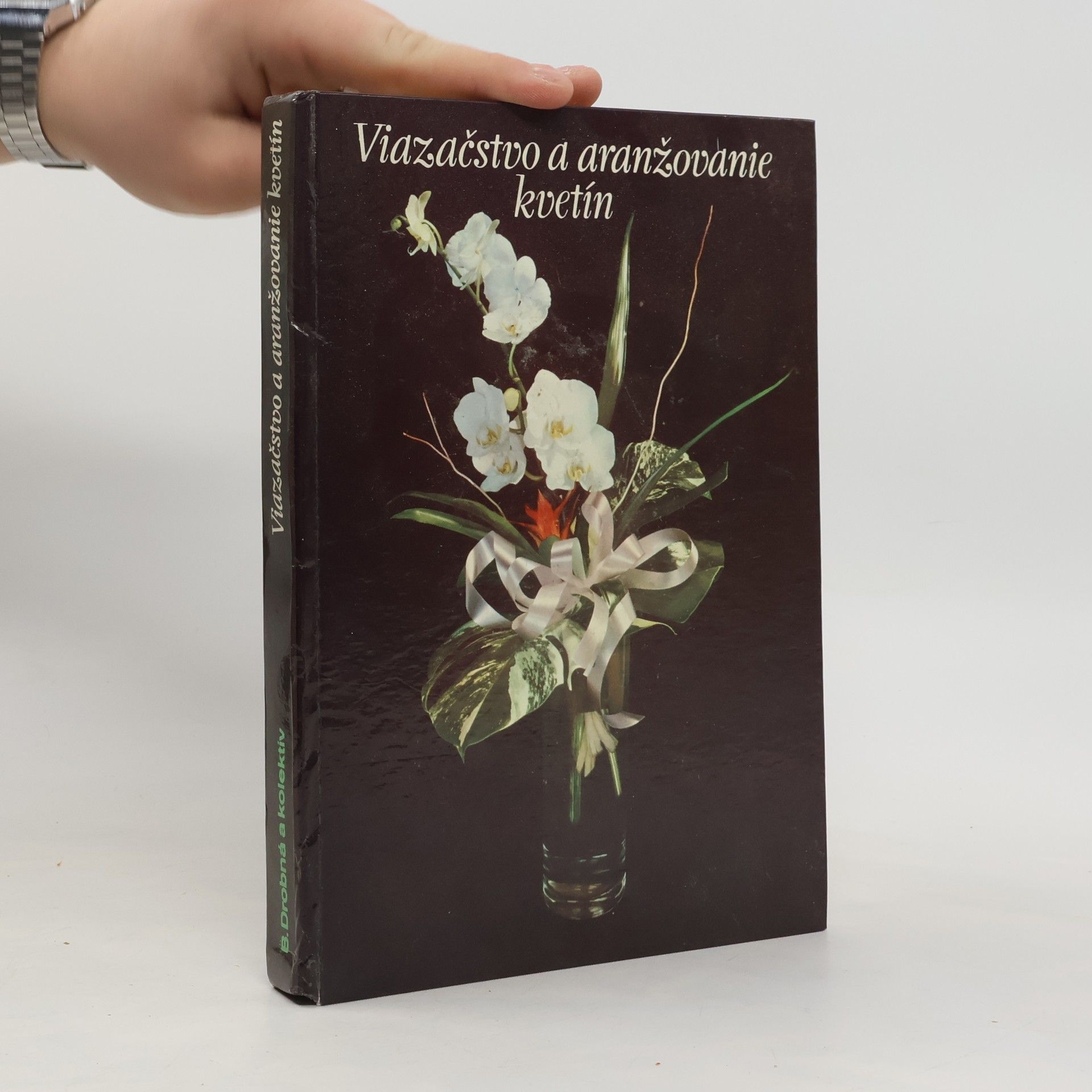 Viazačstvo a aranžovanie kvetín