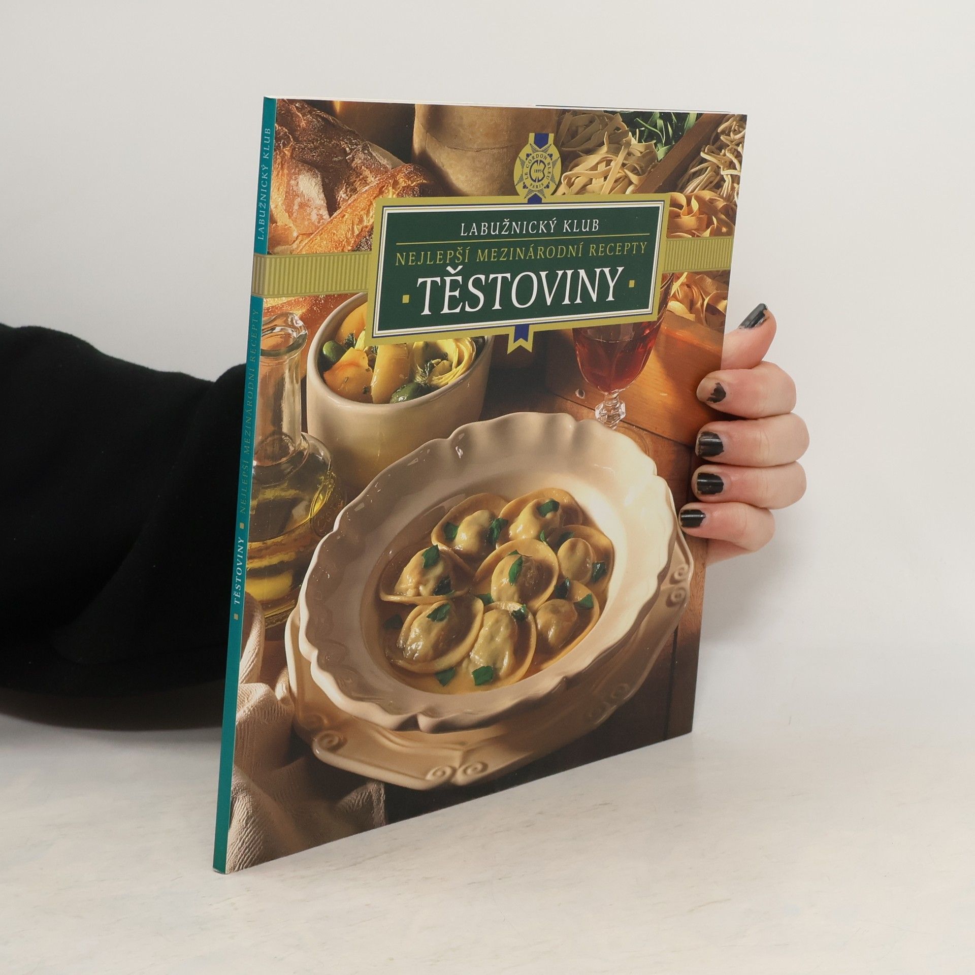 Eugen Stumpf Těstoviny. Nejlepší mezinárodní recepty. Labužnický klub