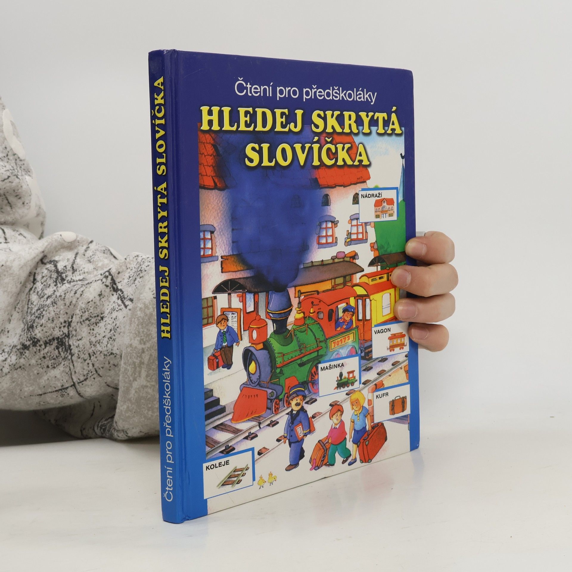 Autorenkollektiv Hledej skrytá slovíčka