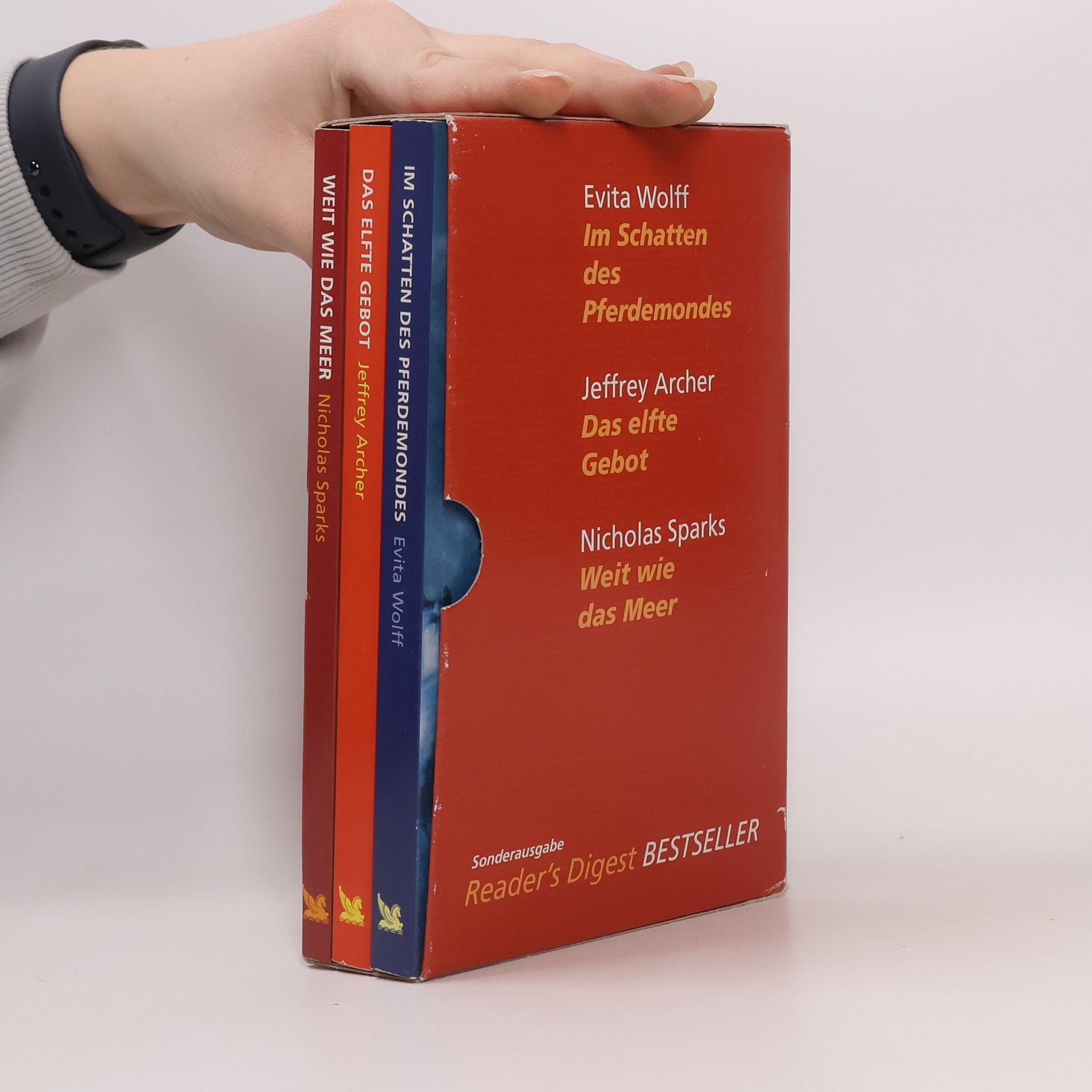 Im Schatten des Pferdemondes. Das alfte Gebot. Weit wie das Meer