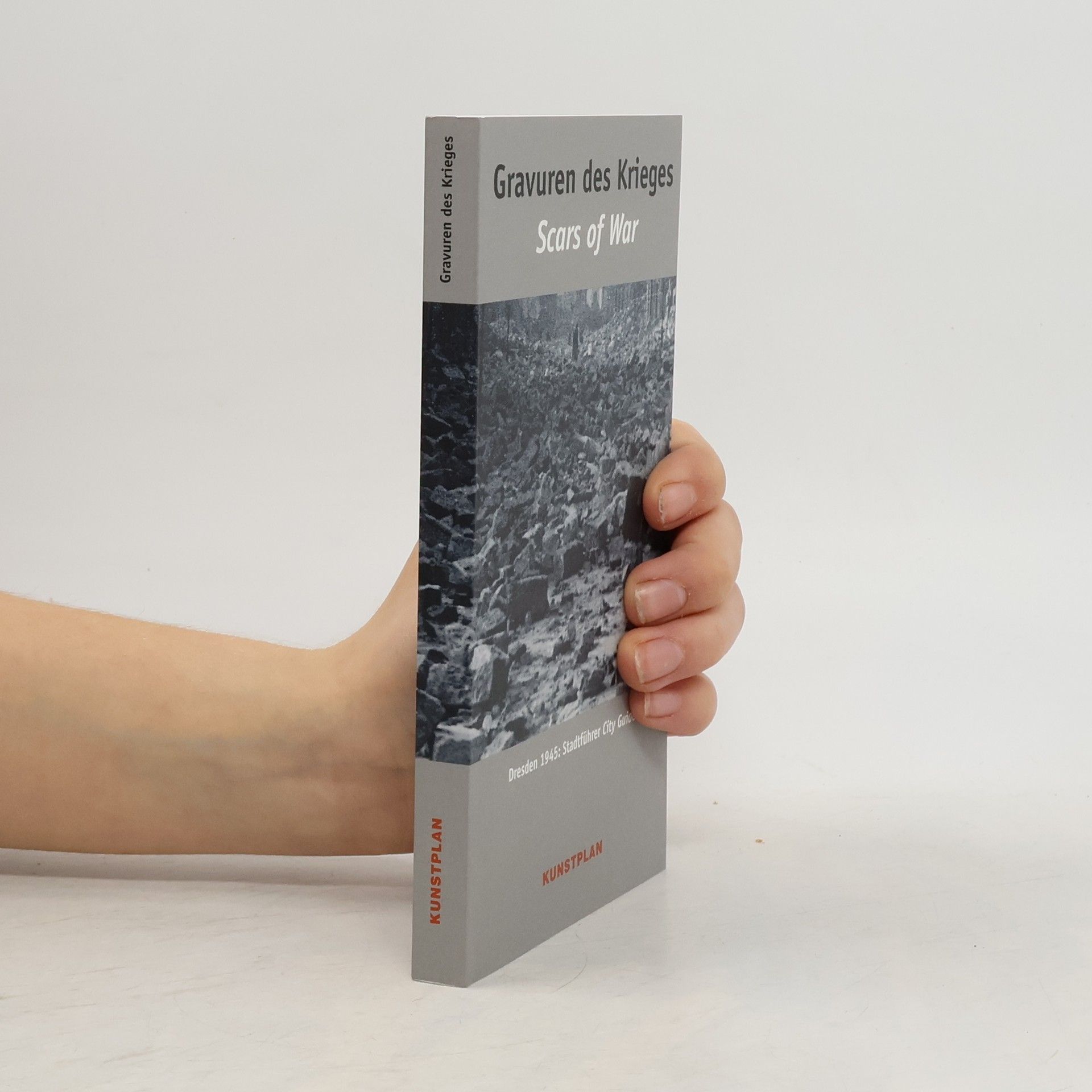 Autorenkollektiv Gravuren des Krieges. Scars of War