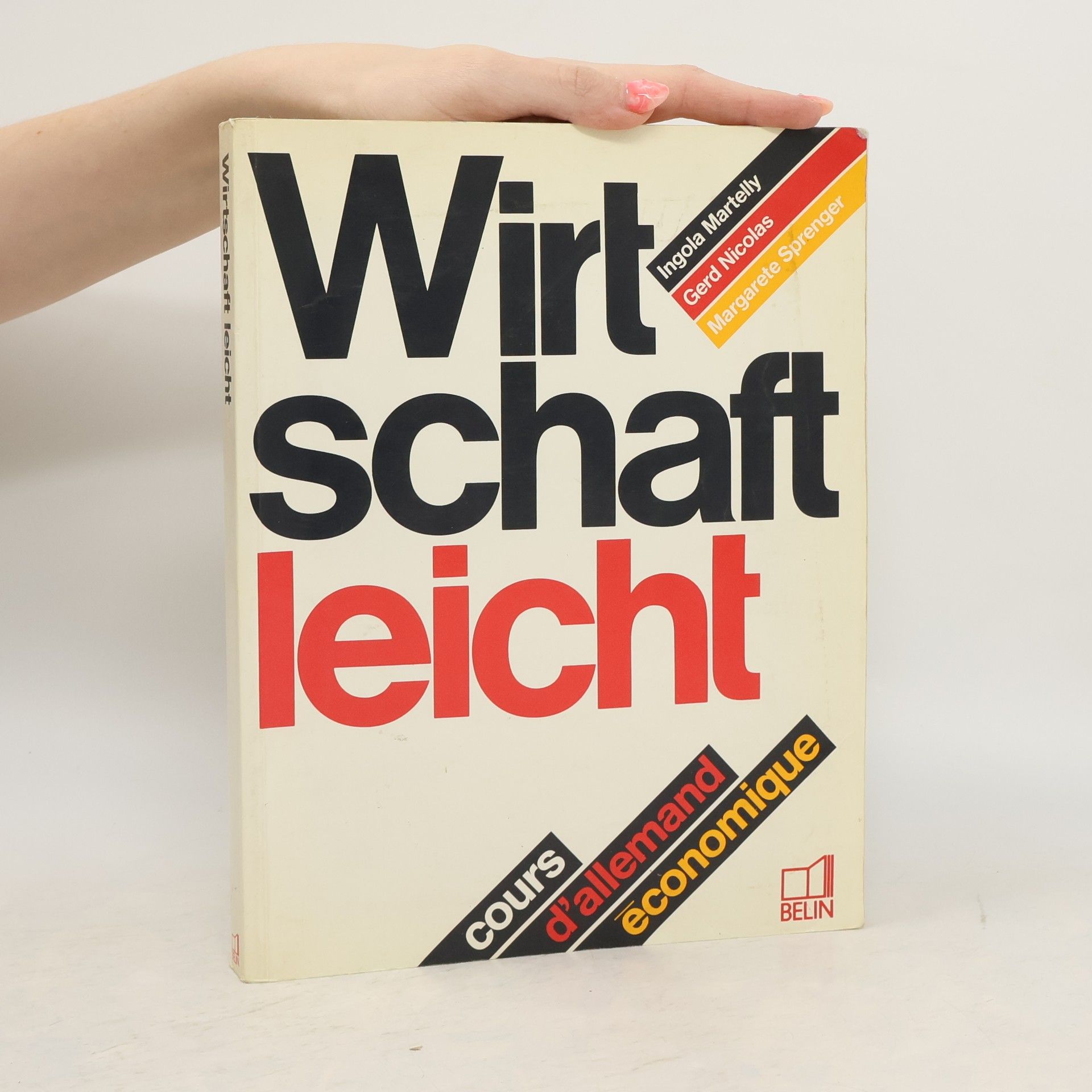 Ingola Martelly Wirtschaft leicht