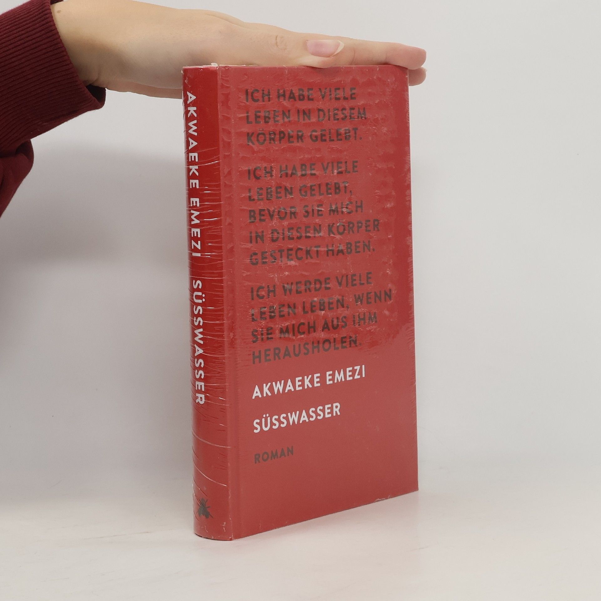 Akwaeke Emezi Süßwasser