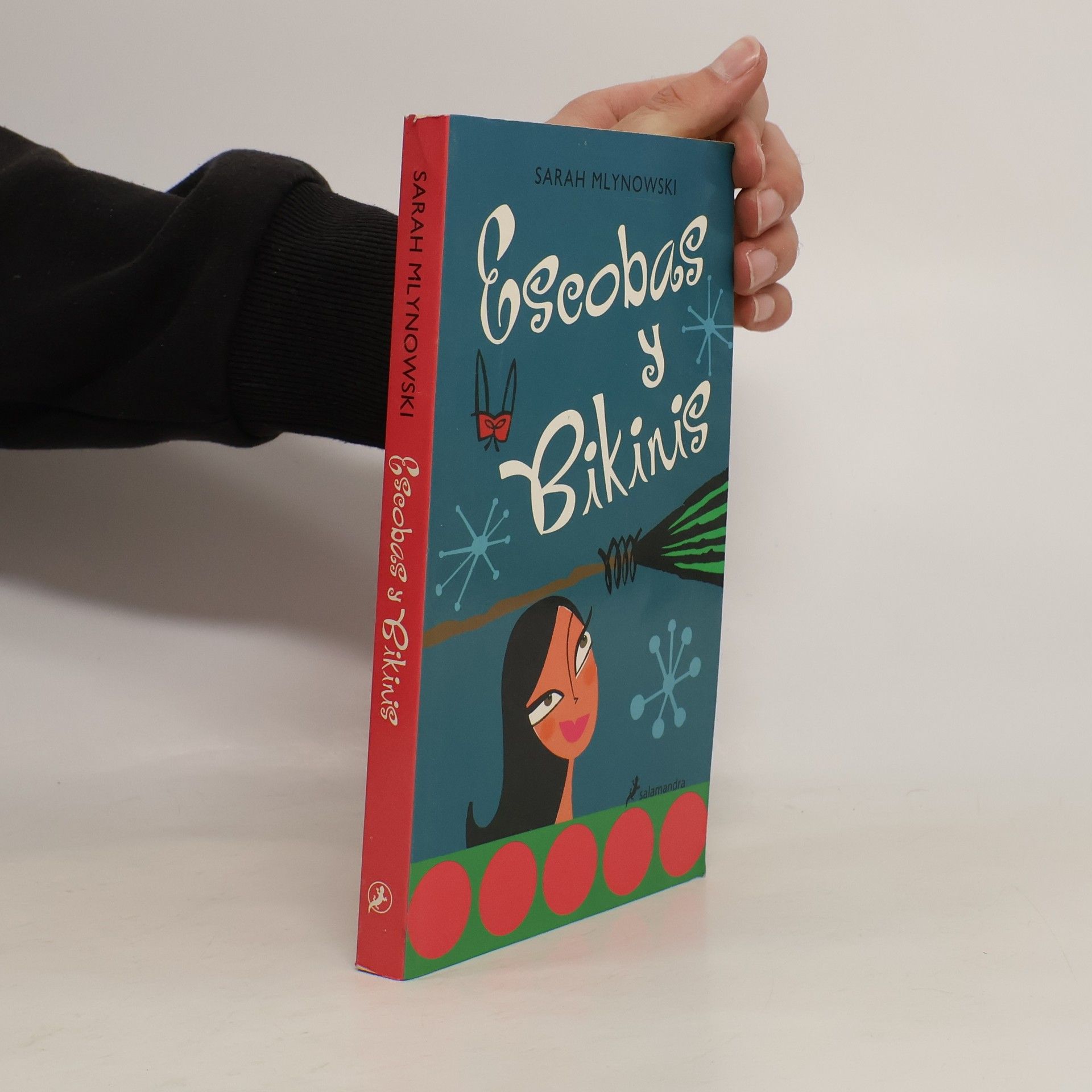 Sarah Mlynowski Infantil y juvenil: Escobas y bikinis