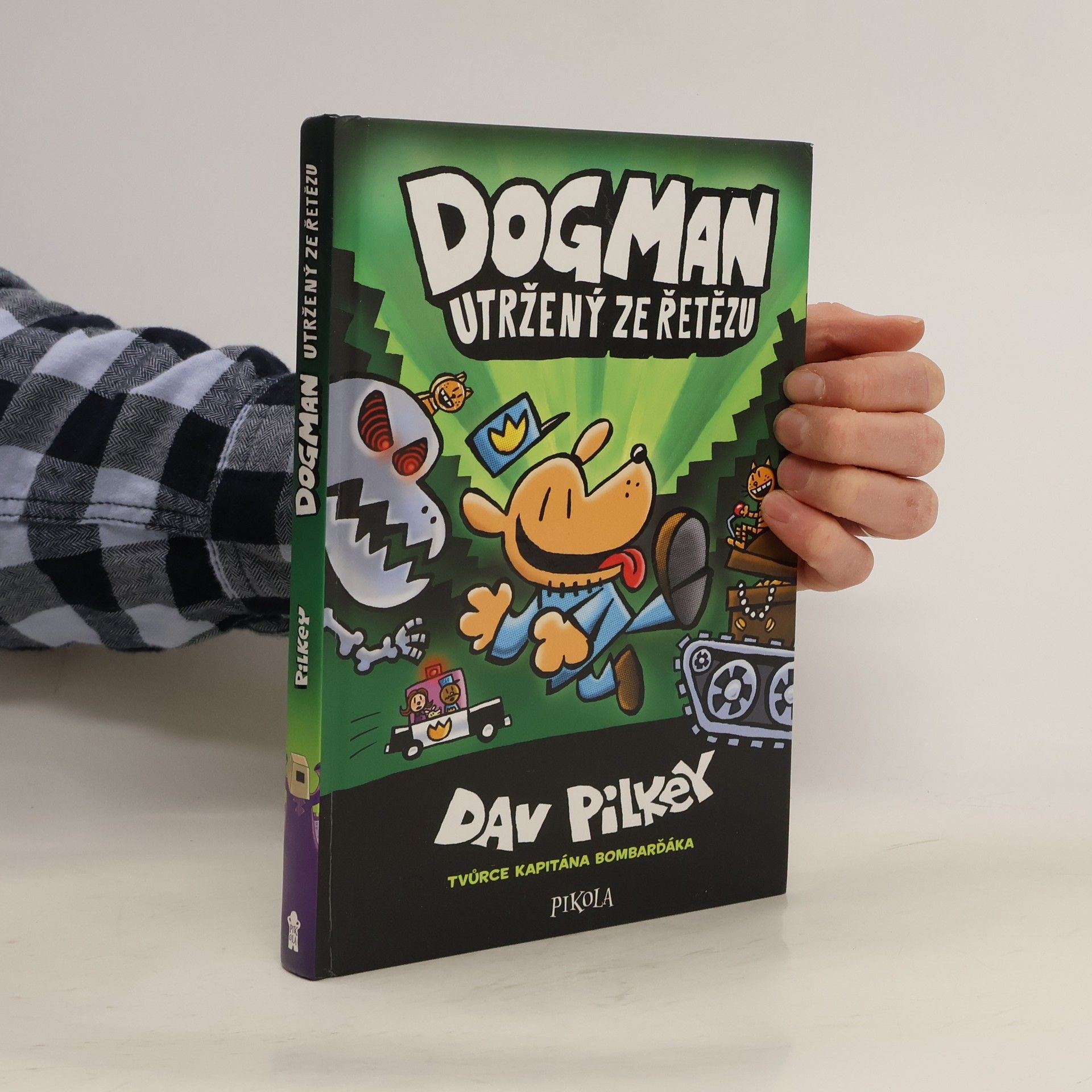 Dav Pilkey Dogman utržený ze řetězu