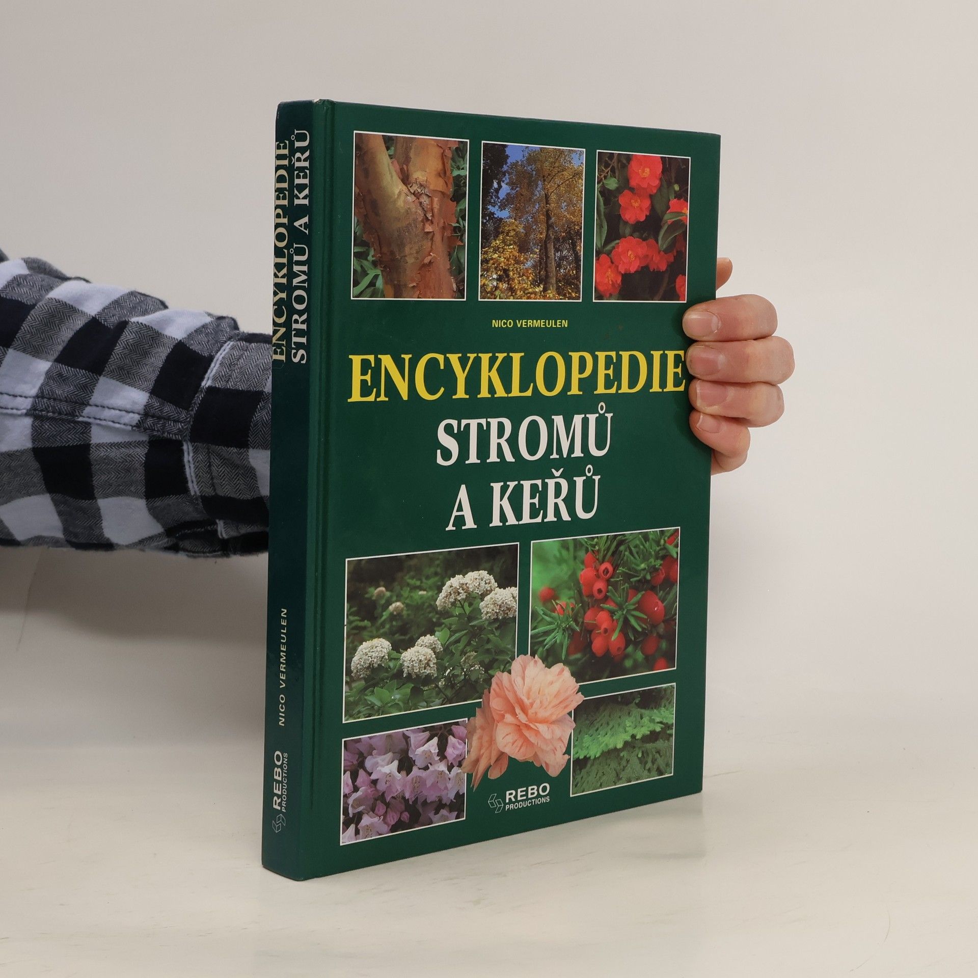 Encyklopedie stromů a keřů