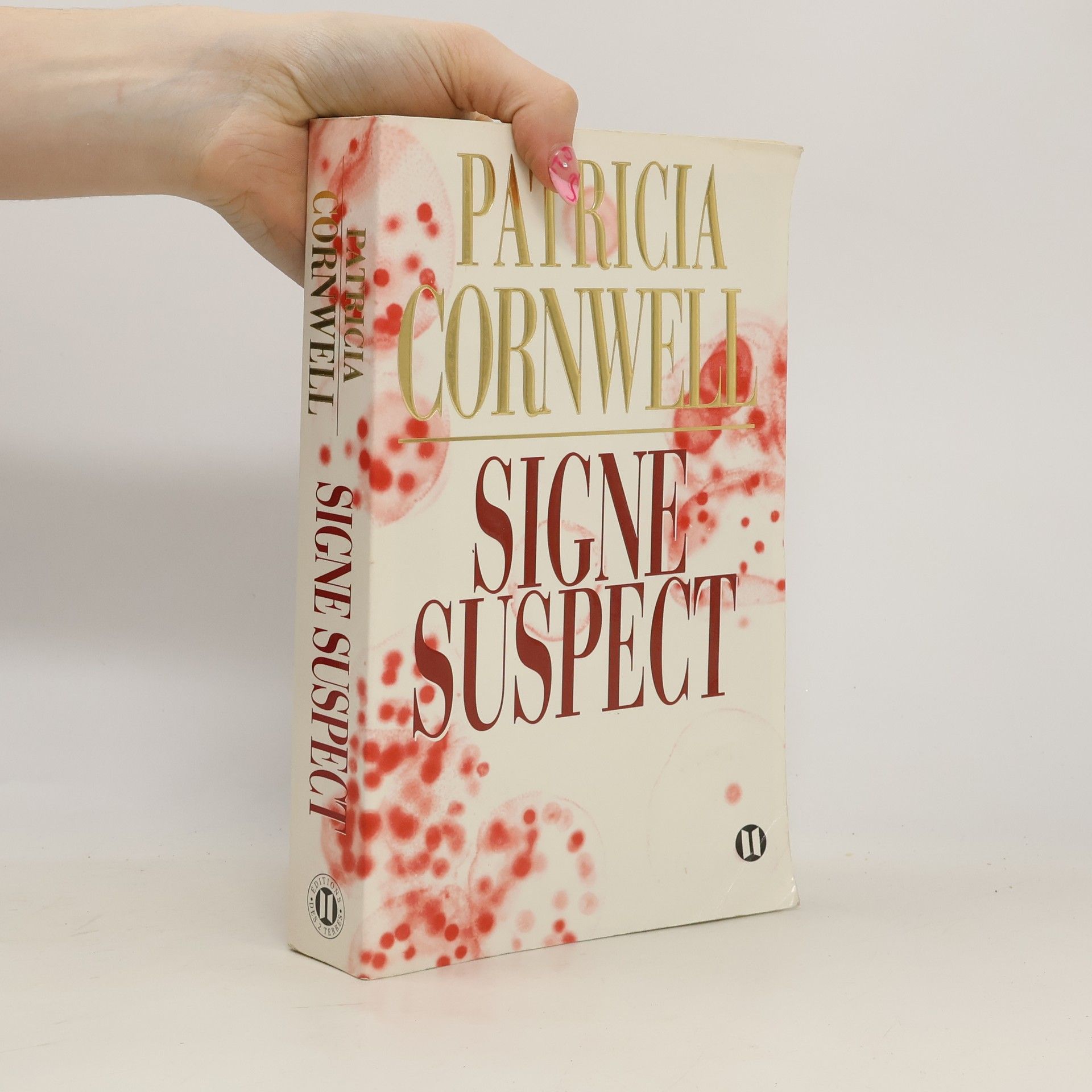 Patricia Daniels Cornwell Signe suspect