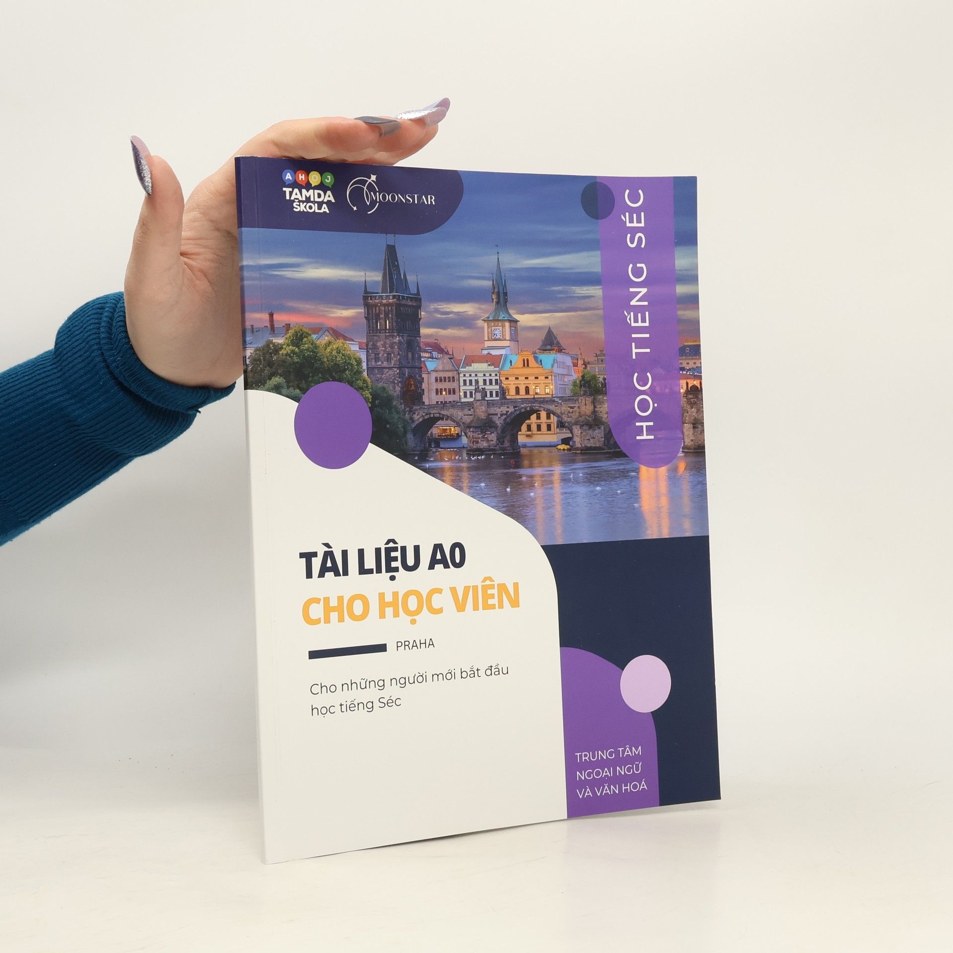 Autorenkollektiv Học Tiếng Séc: Tài liệu A0 cho học viên