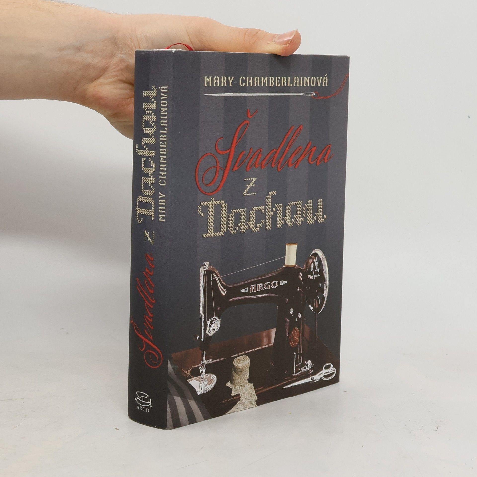 Mary Chamberlain Švadlena z Dachau