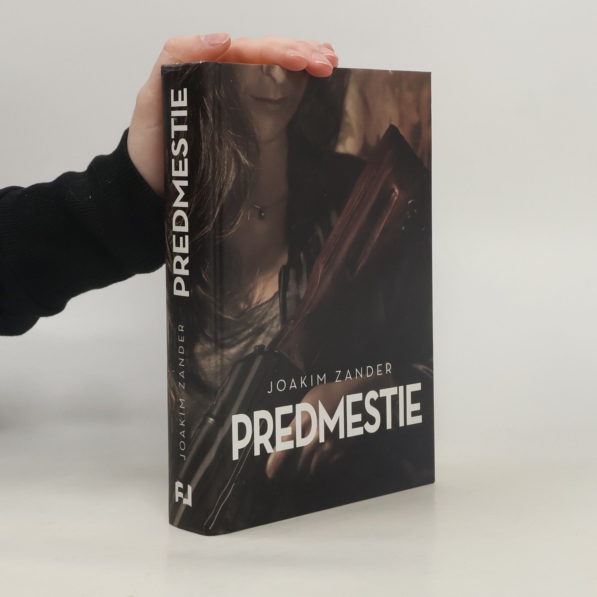 Joakim Zander Predmestie