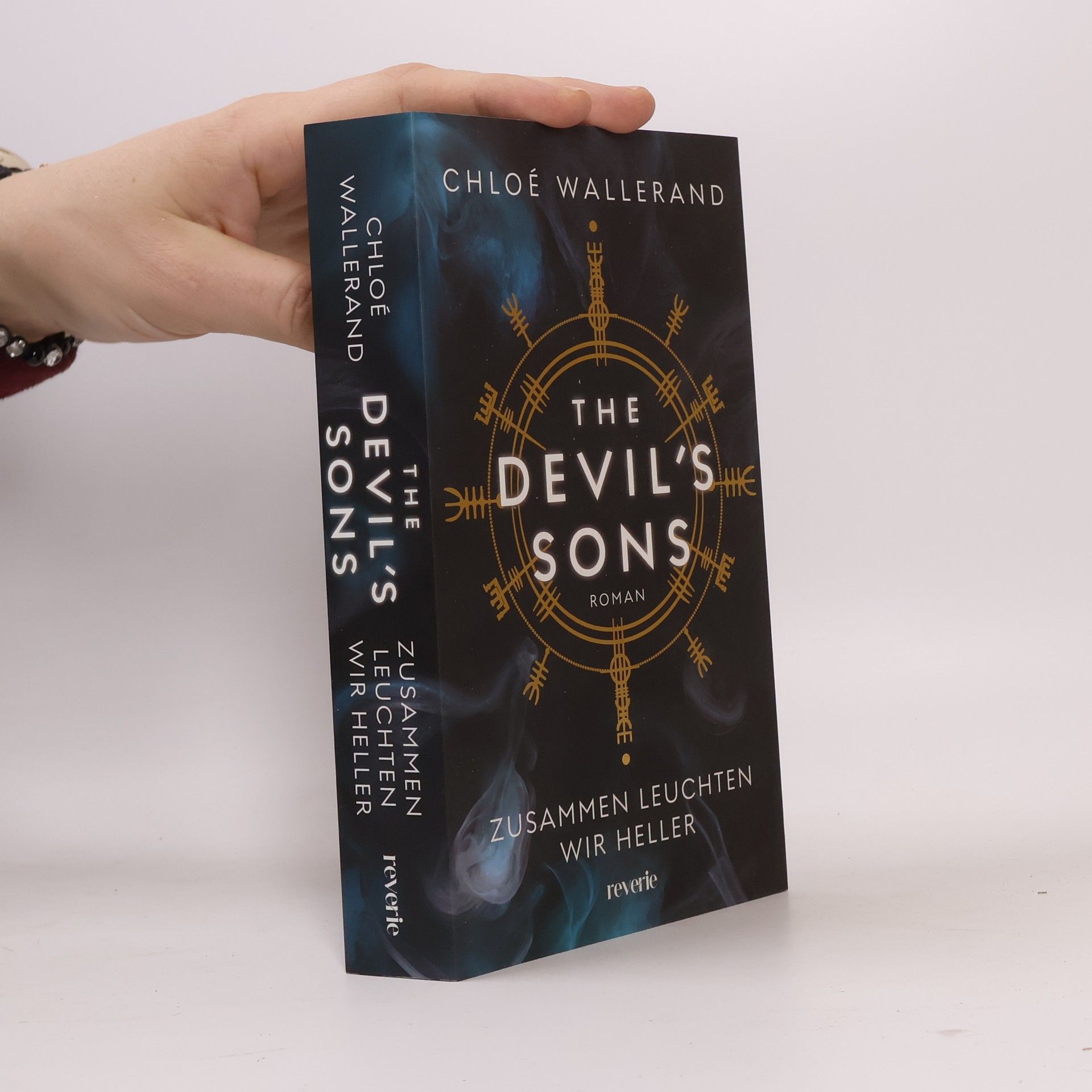 Chloé Wallerand The Devil's Sons 2