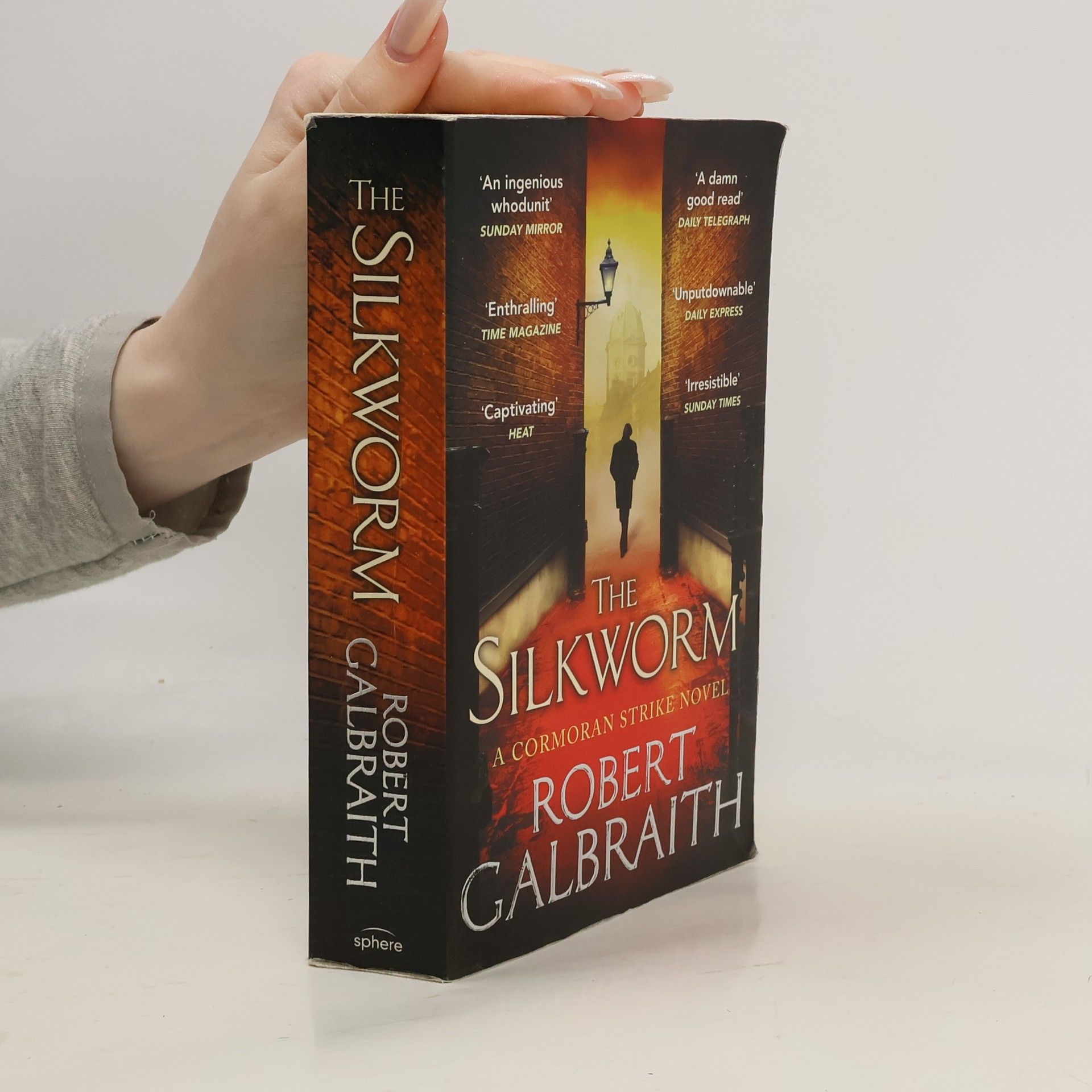 Robert Galbraith The Silkworm