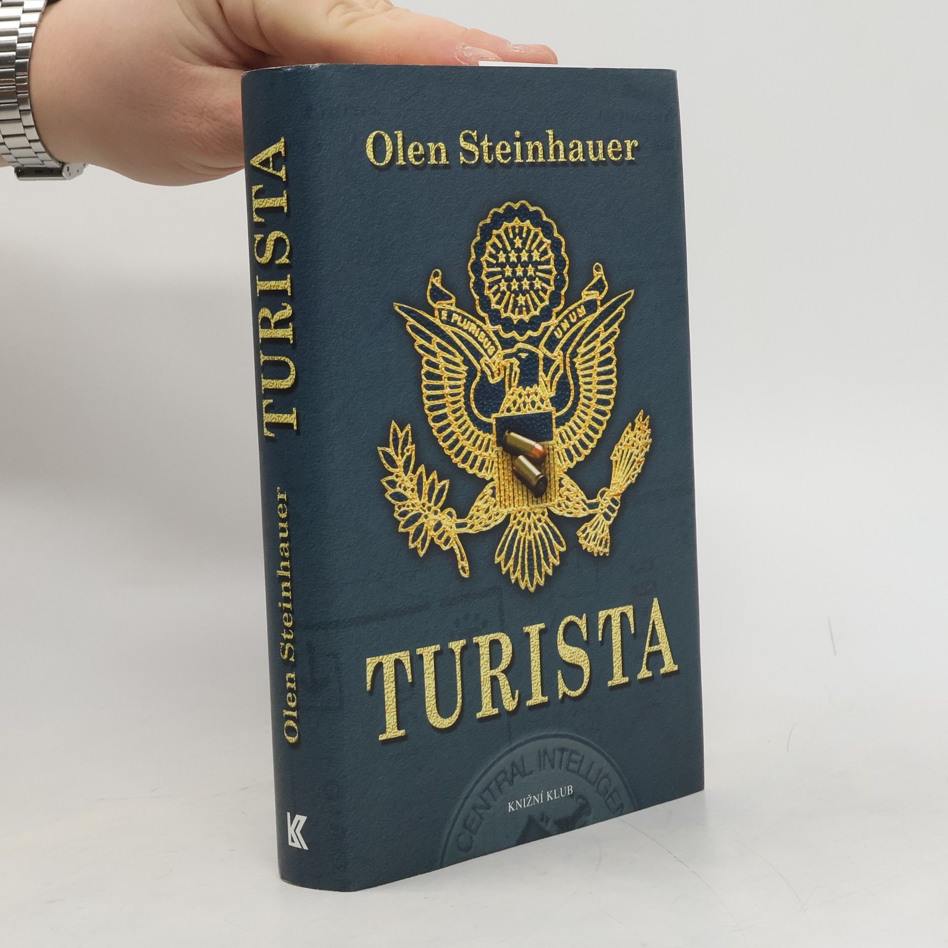 Olen Steinhauer Turista