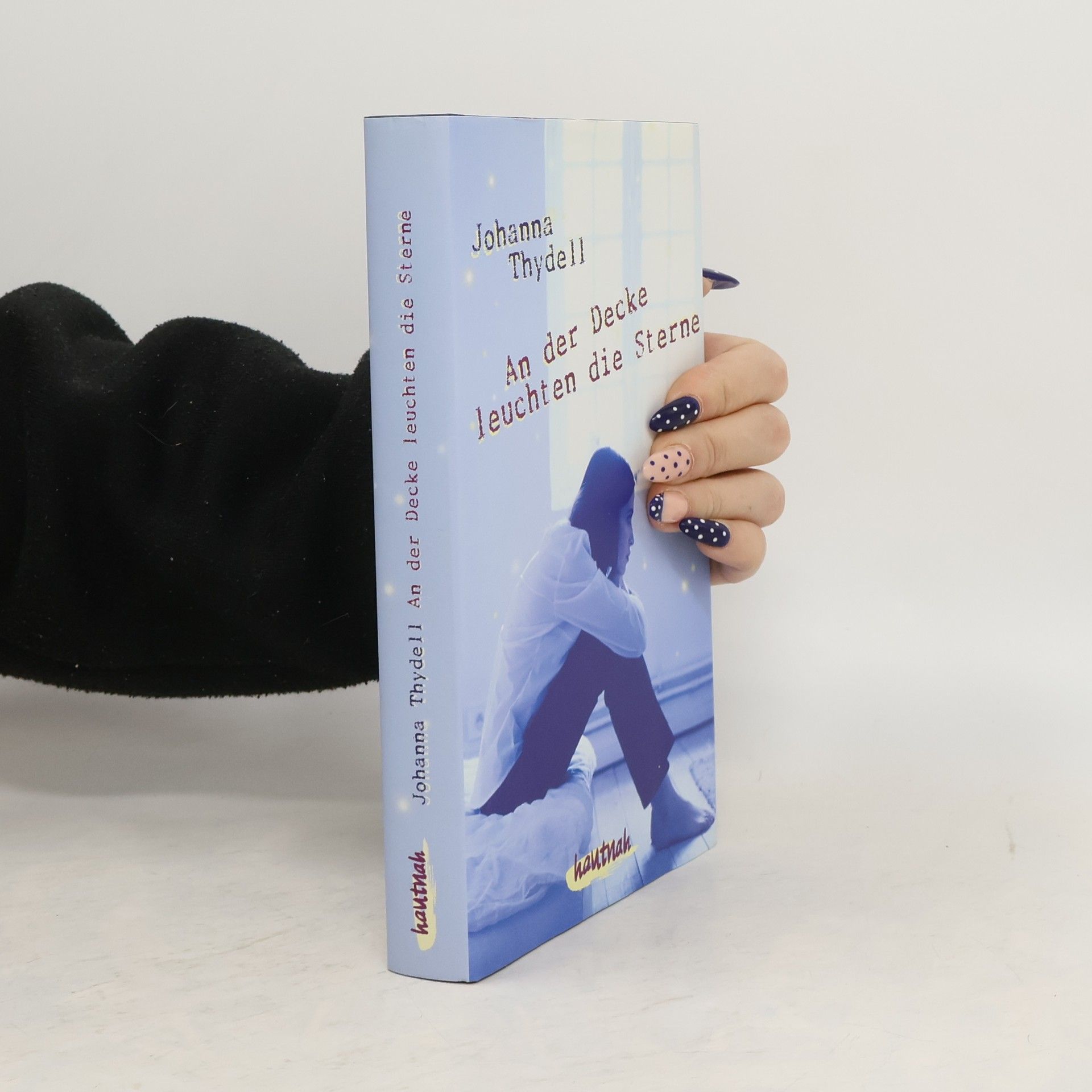 Johanna Thydell An der Decke leuchten die Sterne