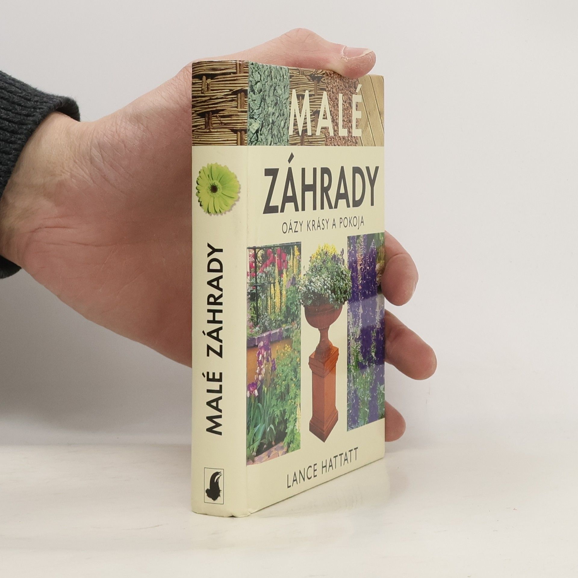 Lance Hattatt Malé záhrady