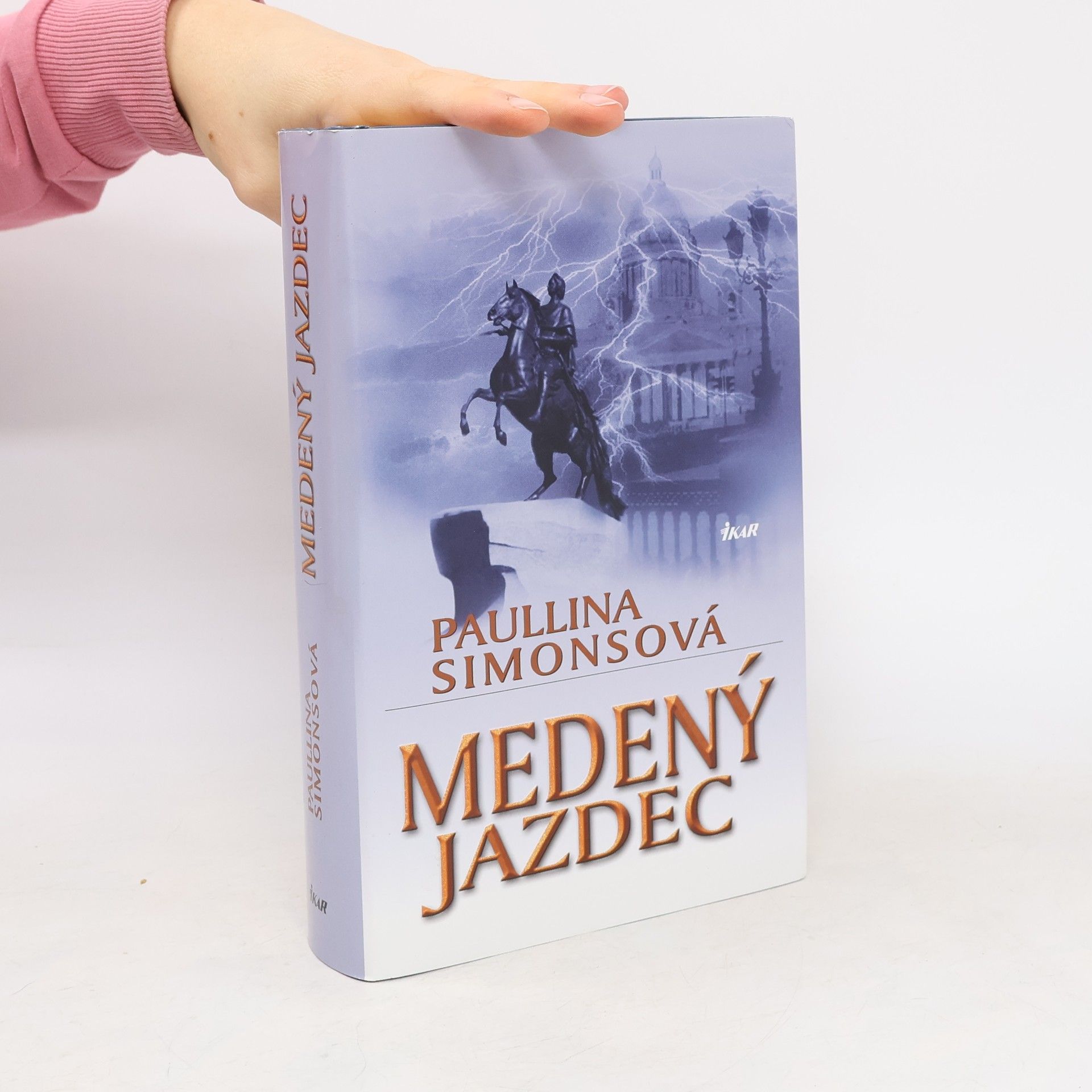 Paullina Simons Medený jazdec