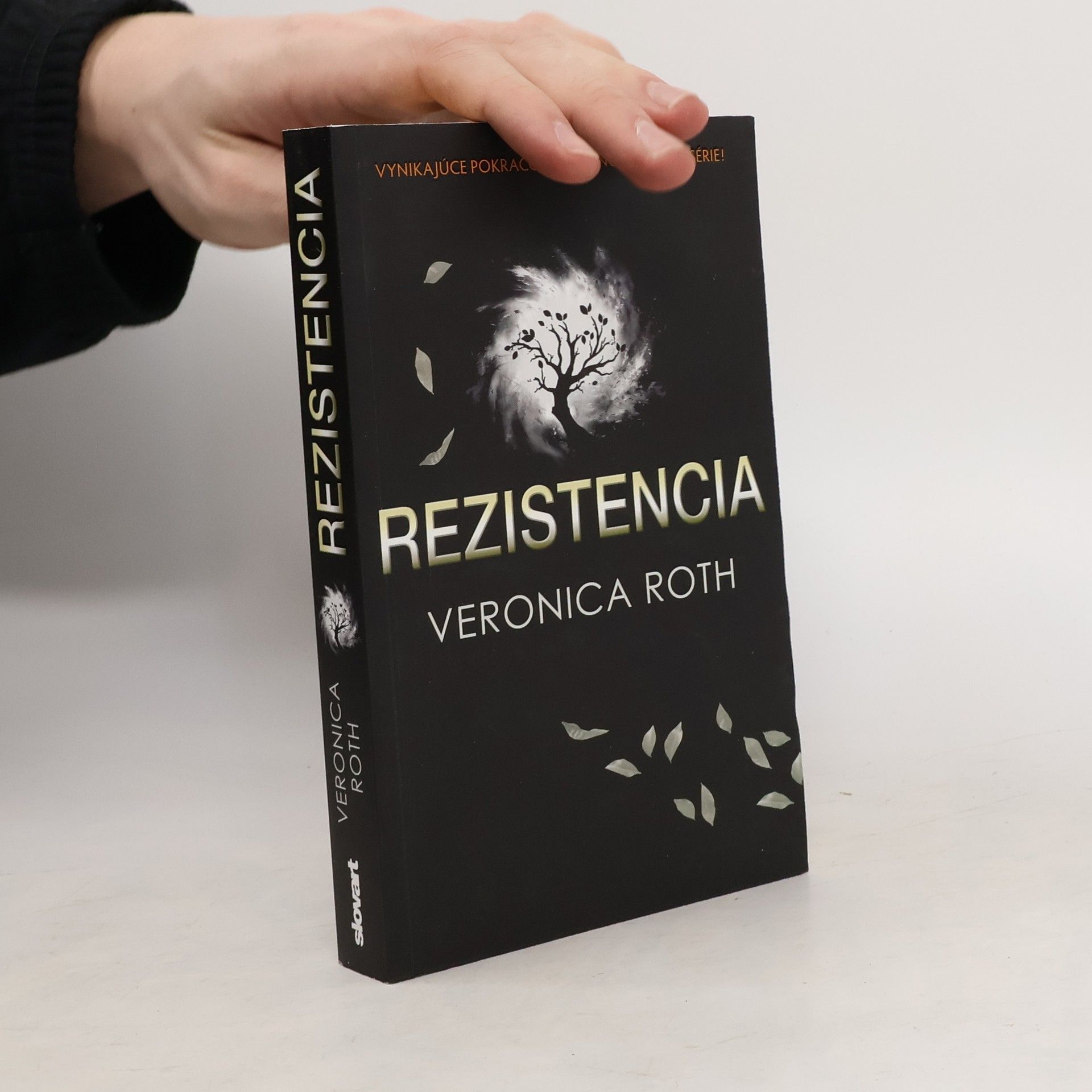 Veronica Rothová Rezistencia