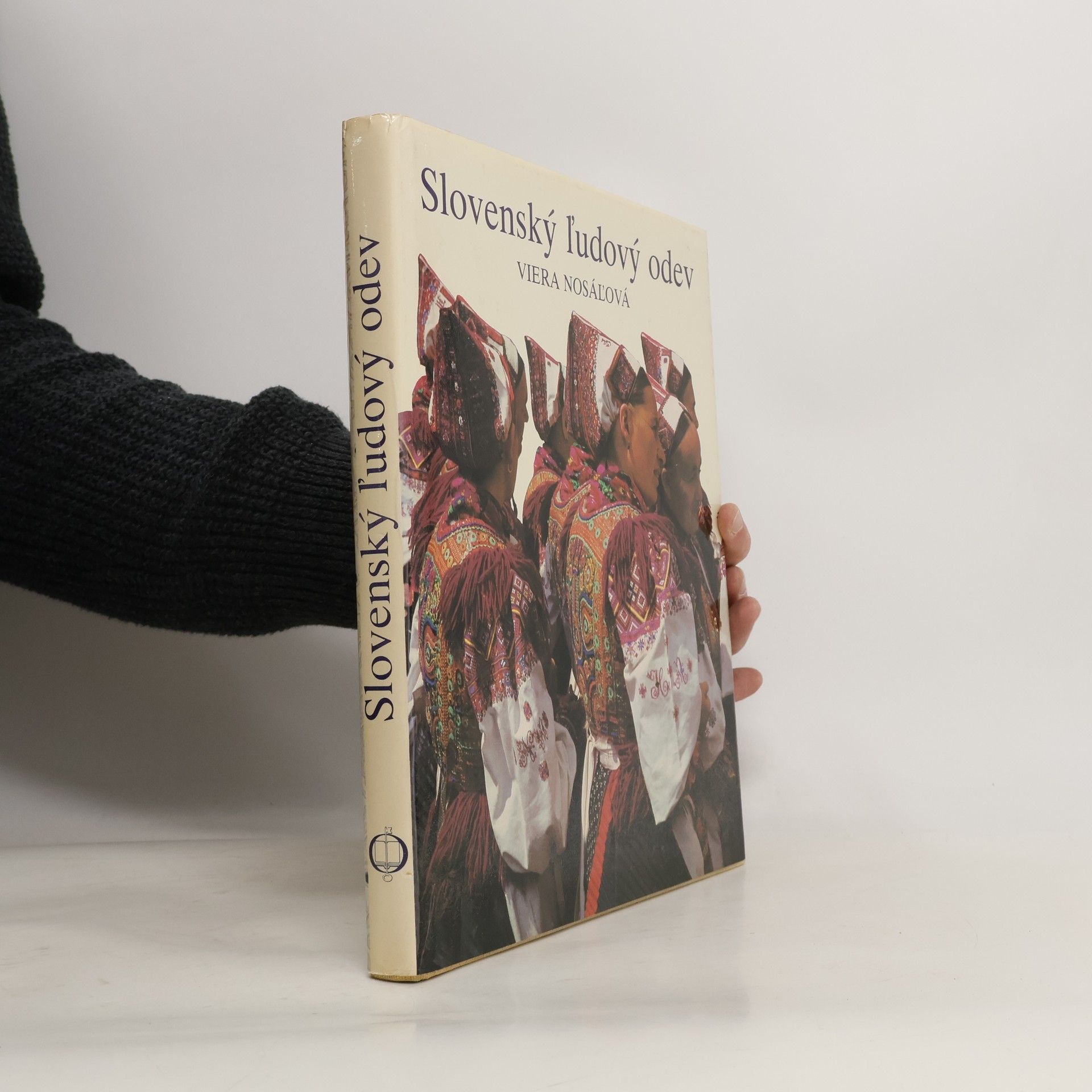 Slovenský ľudový odev