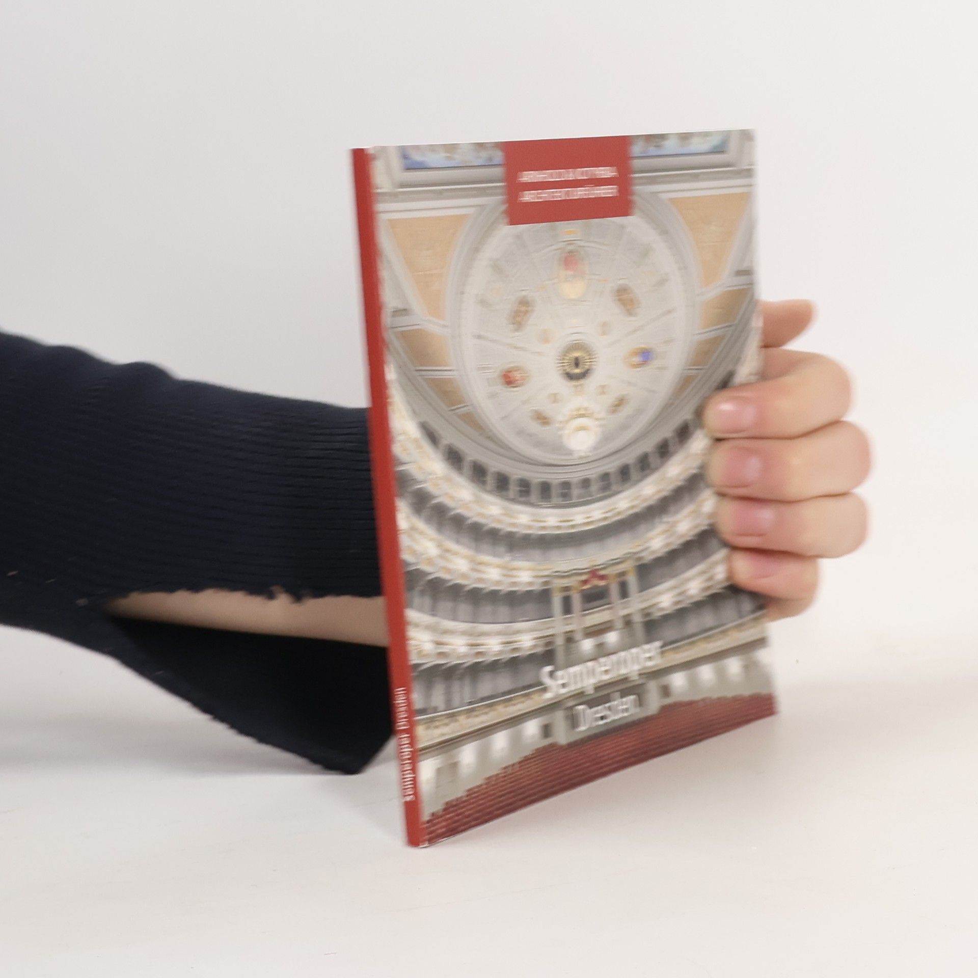 Sándor Kotyrba Arnhold & Kotyrba Architekturführer: Semperoper Dresden